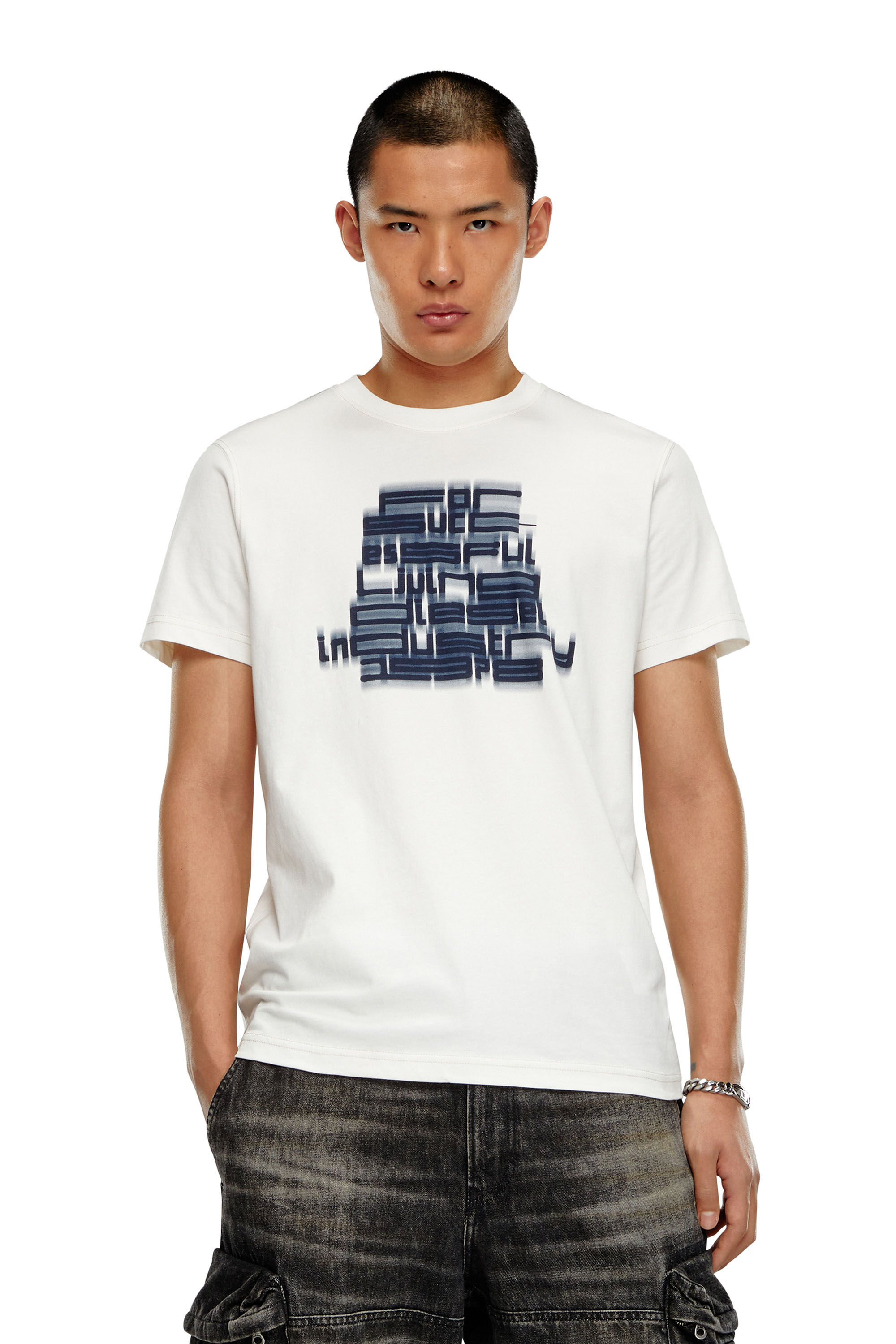 Diesel - T-DIEGOR-N1, T-shirt avec imprimé For Successful Living effet flou Homme in Blanc - 3