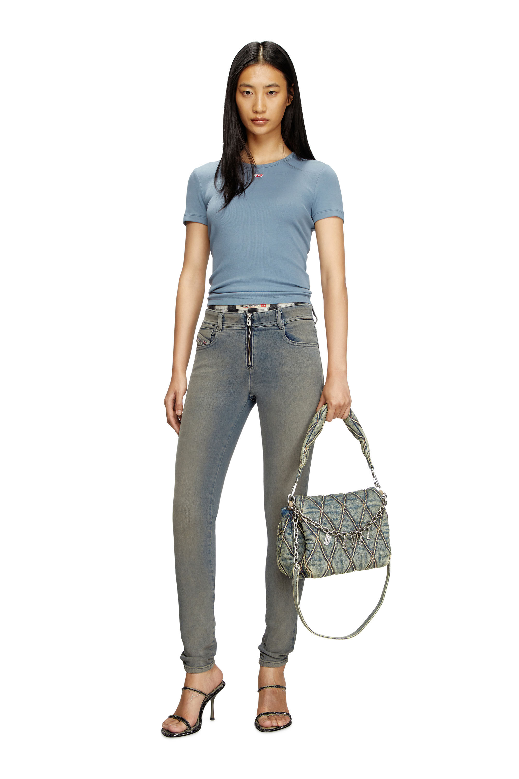 Diesel - T-ELE-LONG-D, T-shirt con patch logo D Donna in Blu - 1
