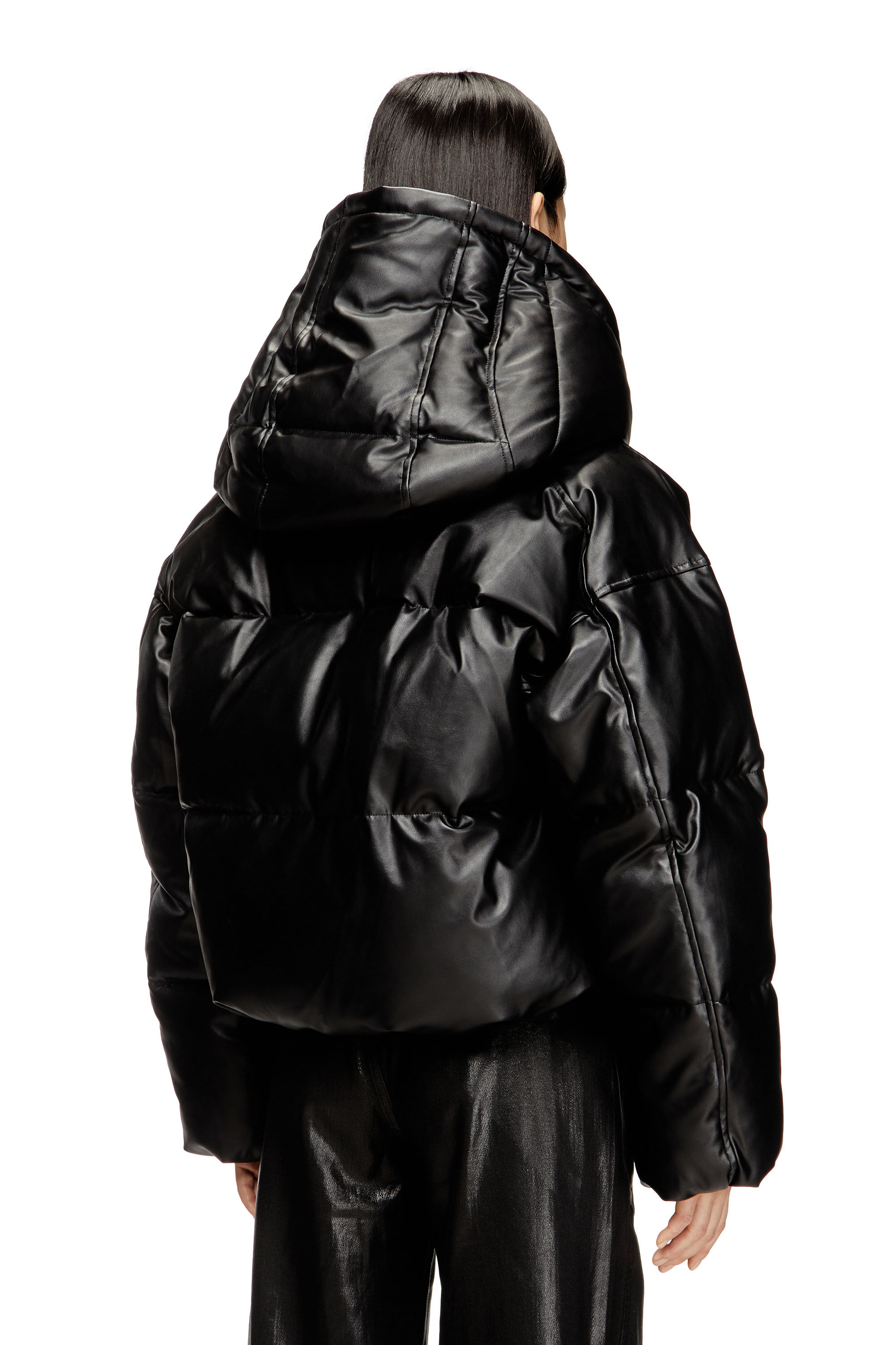 Diesel - W-ILLEY, Veste matelassée à capuche en tissu enduit Femme in ToBeDefined - 4