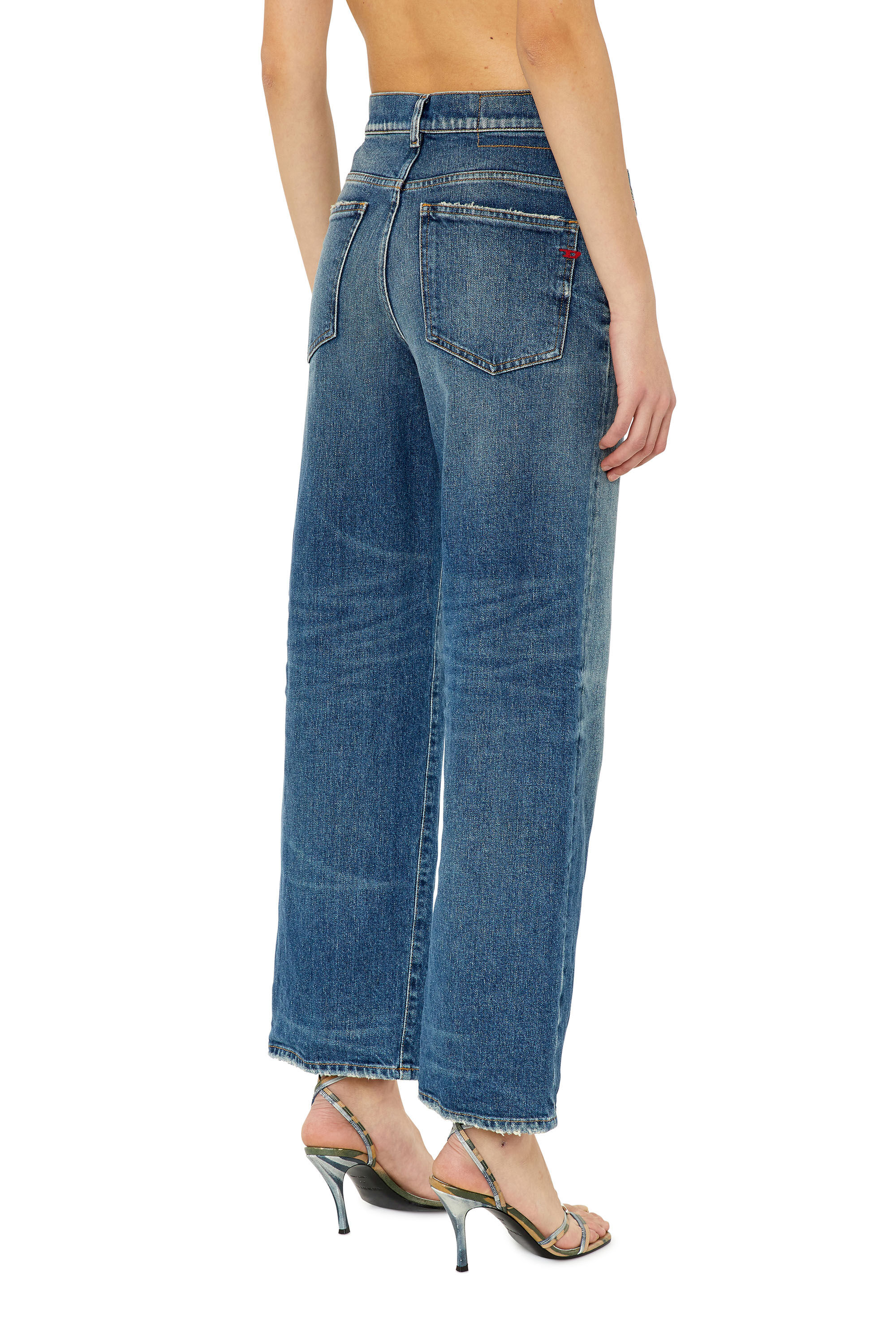 Diesel - 2000 Widee 007L1 Bootcut and Flare Jeans, Bleu moyen - Image 4