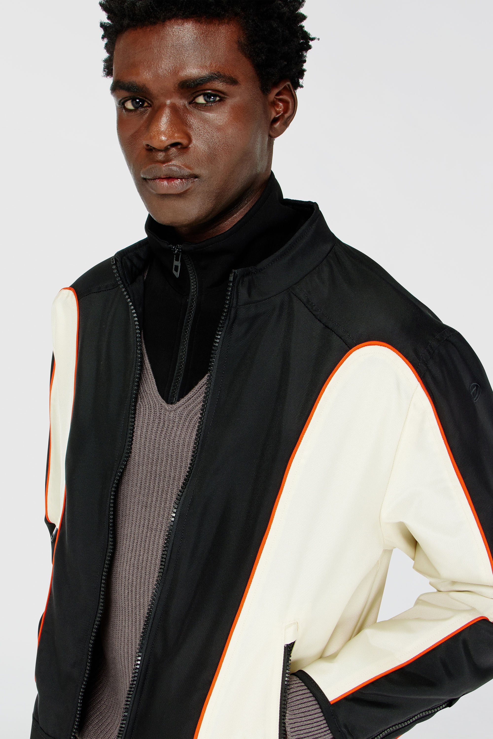 Diesel - J-BLINK-WRD, Giacca in nylon con color block e dettagli a profilo Uomo in Multicolor - 5