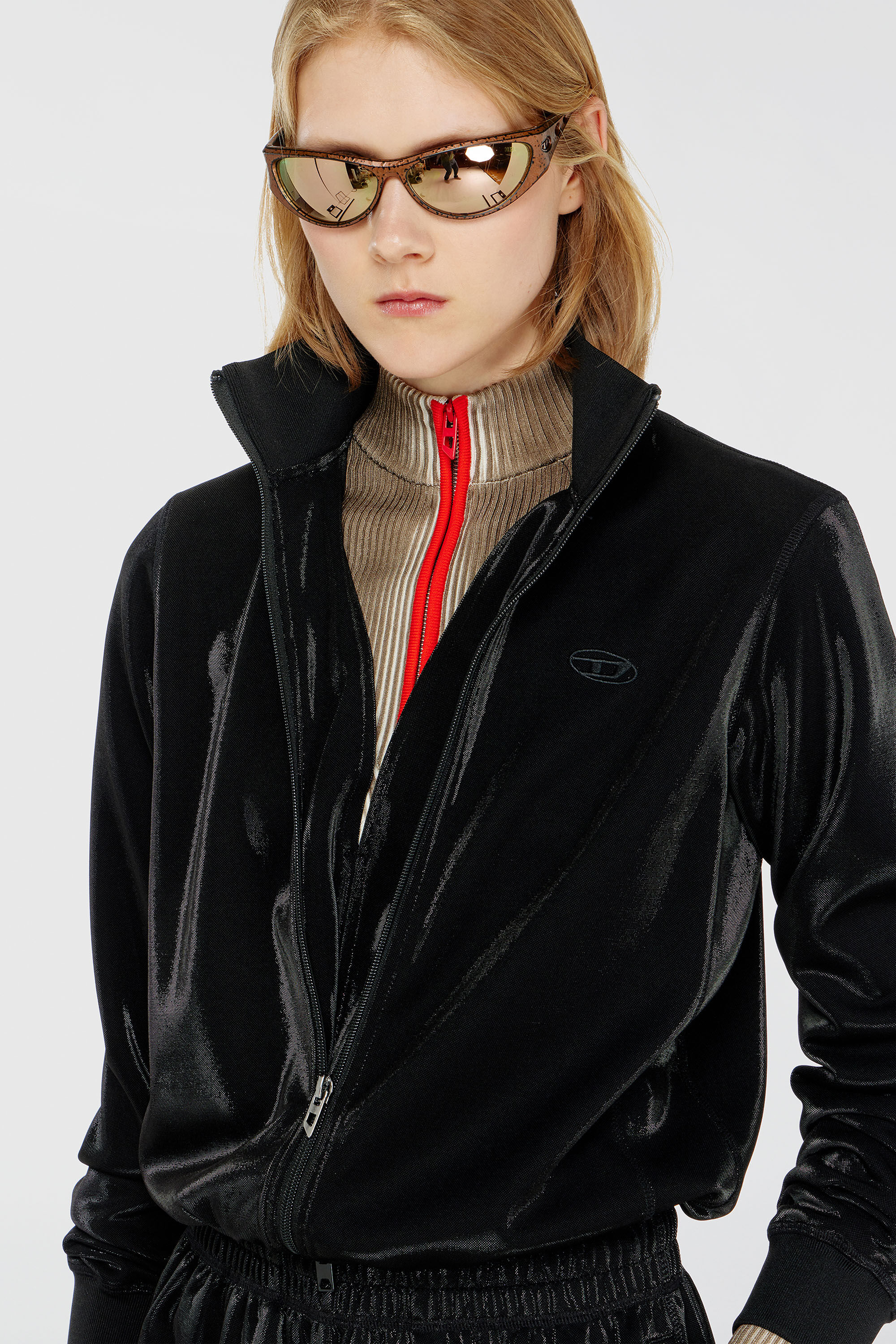 Diesel - F-ROSY, Felpa con zip effetto piquet lucido Donna in Nero - 5