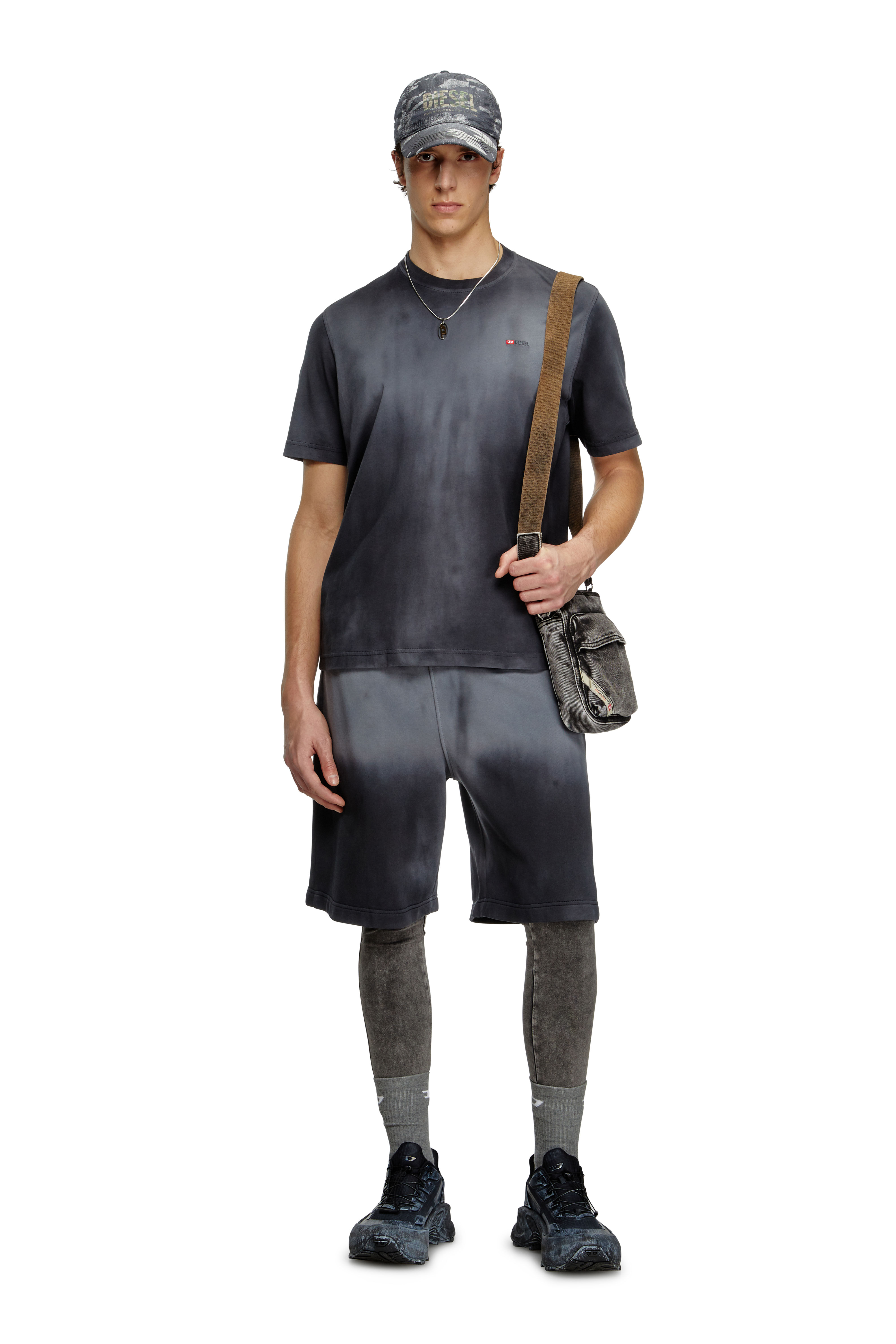 Diesel - T-ADJUST-R15, Herren Verblasstes T-Shirt mit Mikro-Logo-Stickerei in Schwarz - 1