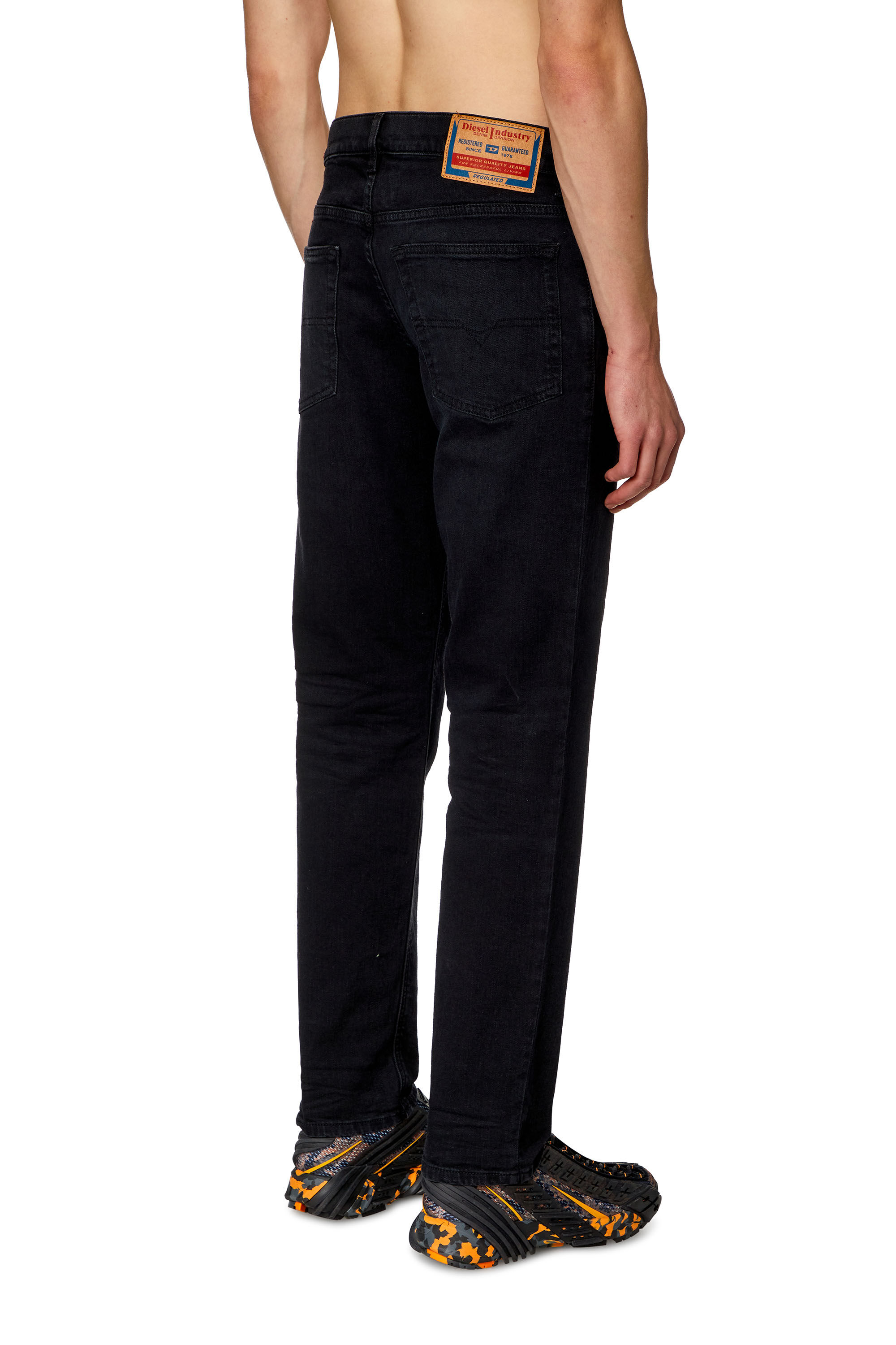 Diesel - Uomo Tapered Jeans 2023 D-Finitive 0KIAJ, Nero/Grigio scuro - Image 3