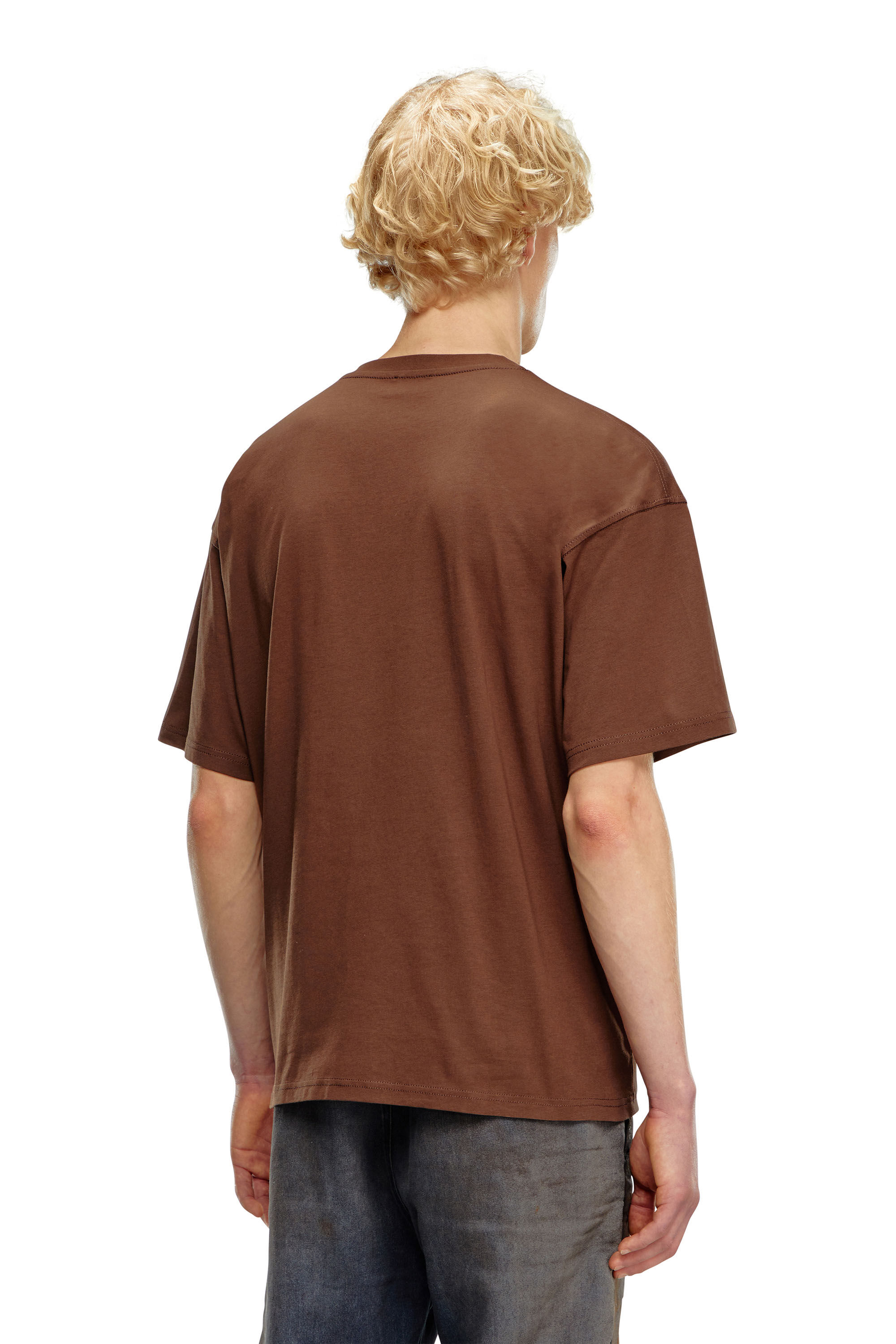 Diesel - T-BOXT-D, Unisex T-shirt con patch D ricamato in Marrone - Image 4