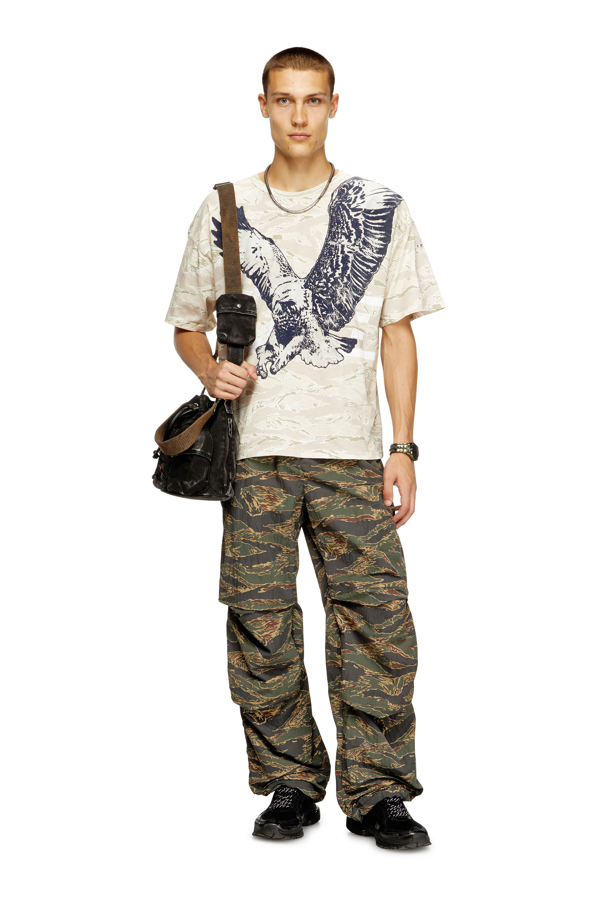 Diesel - T-BOXT-T14, T-shirt camouflage avec imprimé aigle Homme in Marron - 1