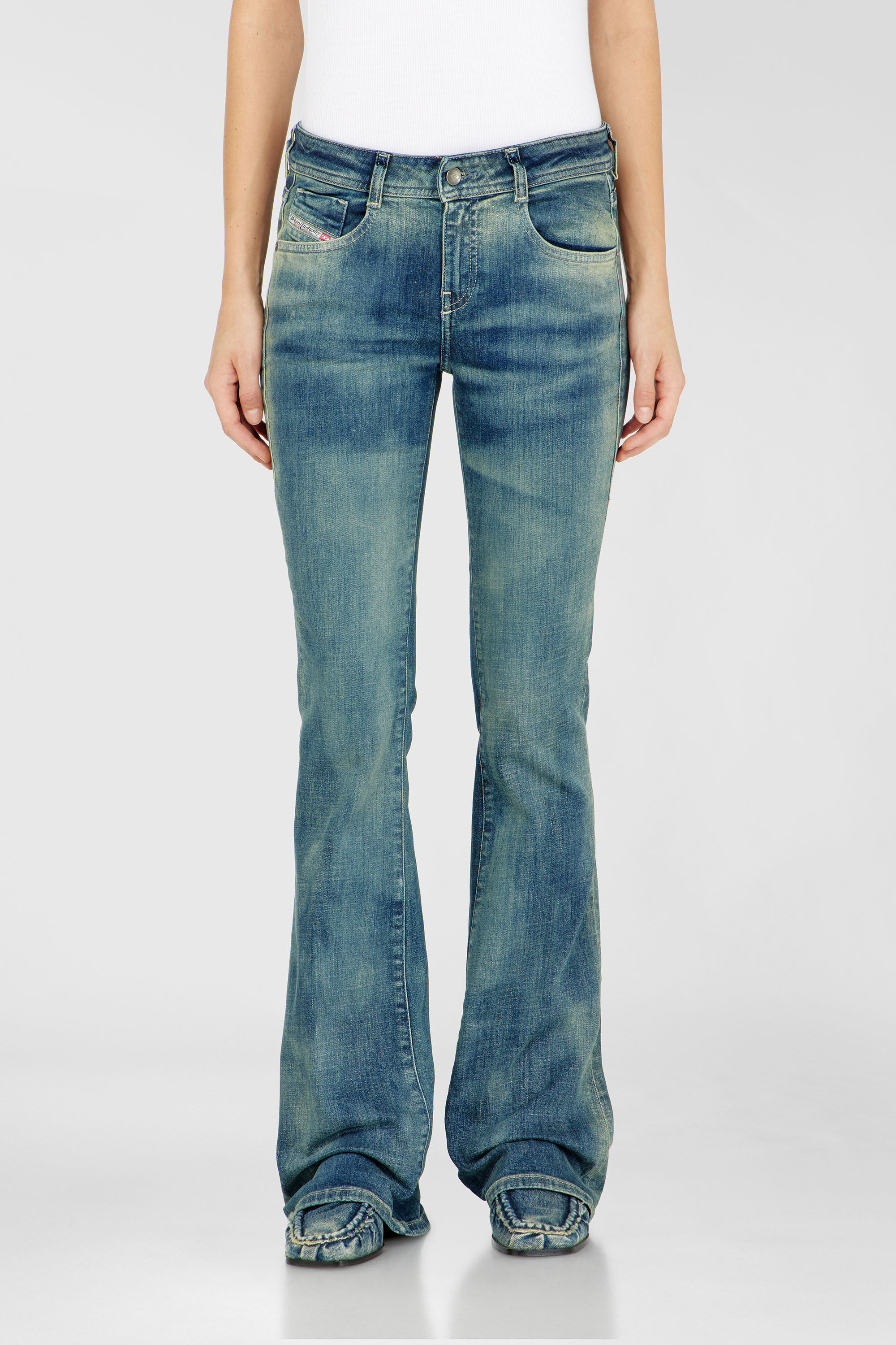 Diesel - Bootcut Jeans 1969 D-Ebbey 09P41 Donna, Blu medio - Image 4