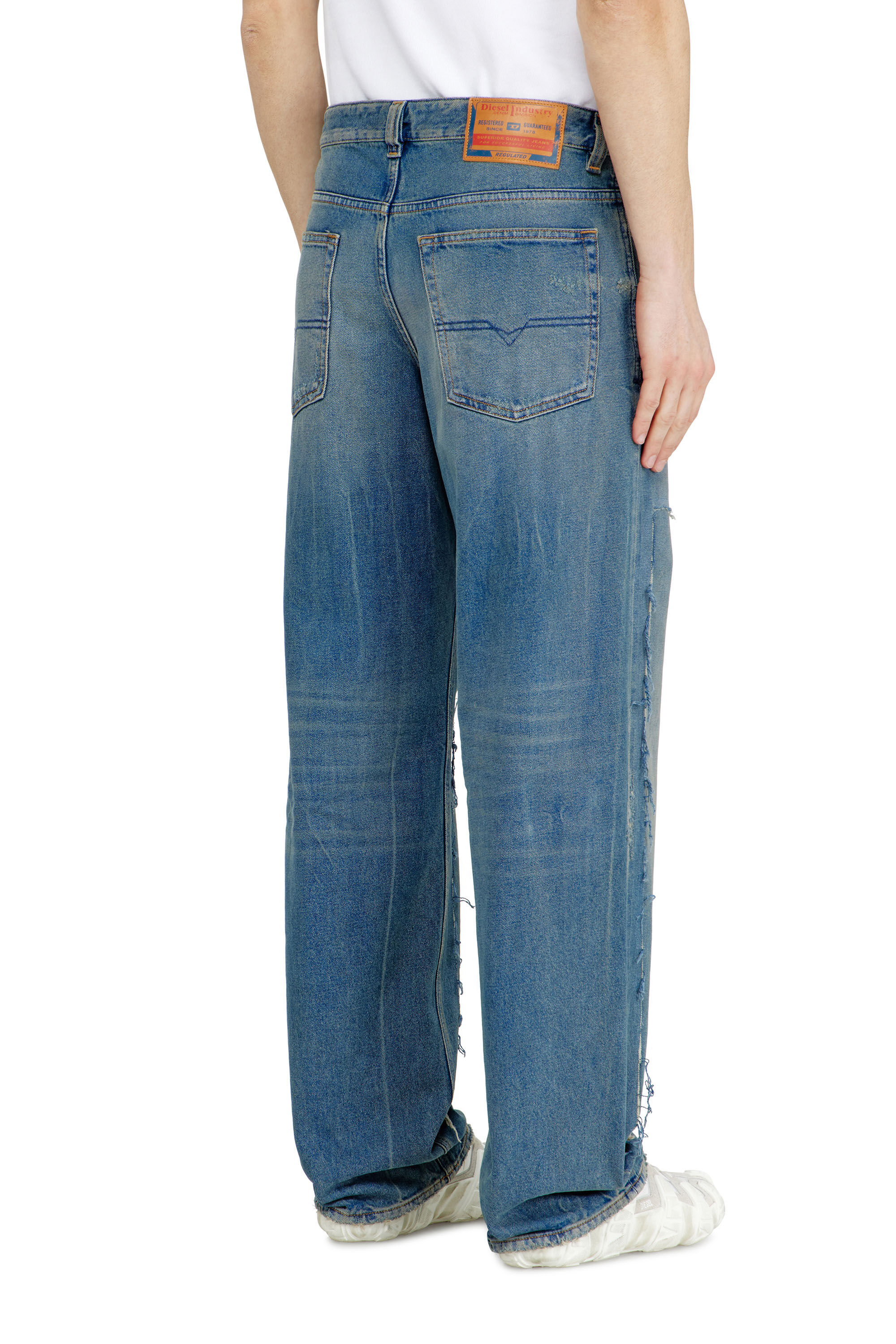 Diesel - Herren Relaxed Jeans 2001 D-Macro 09N27, Mittelblau - 5