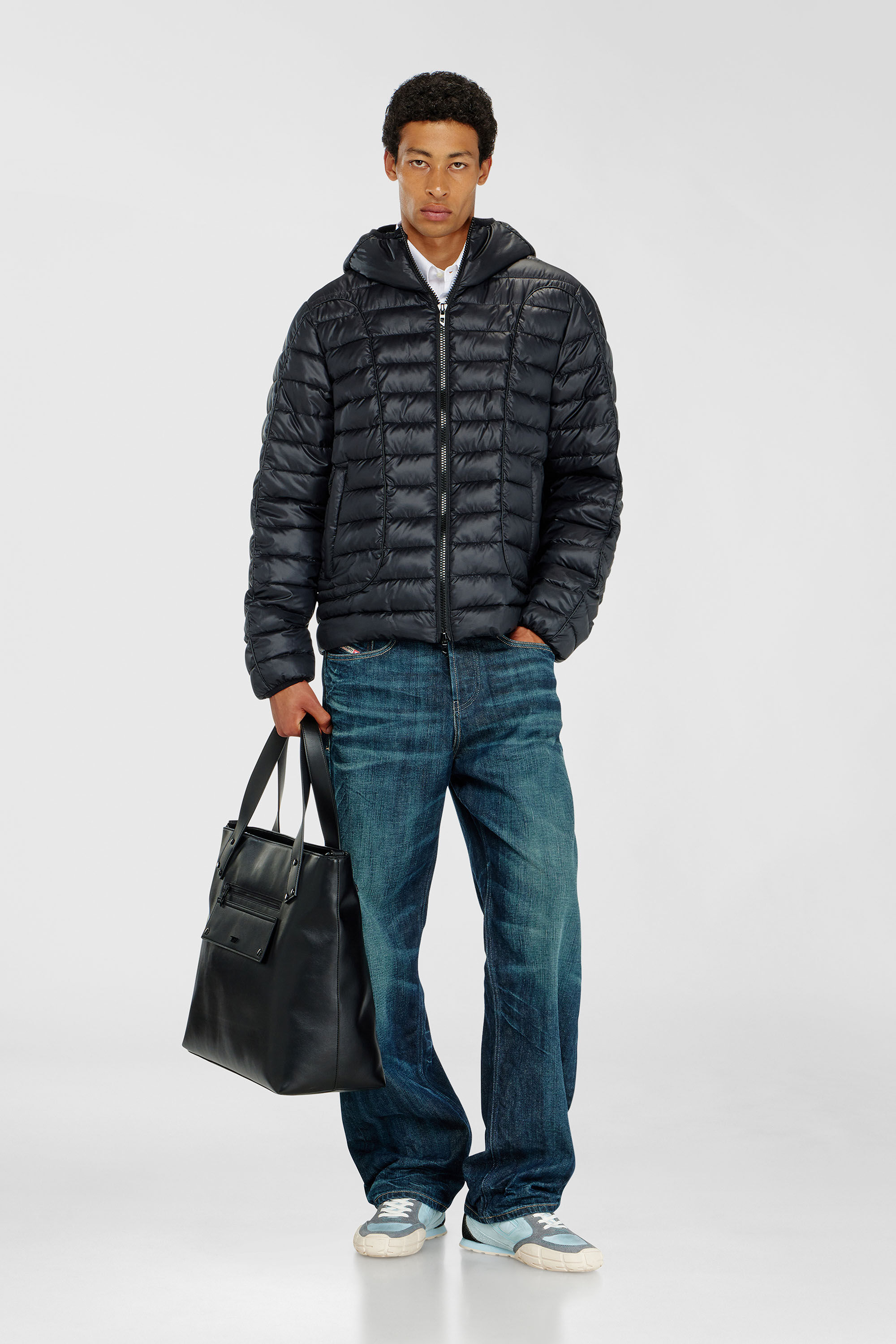 Diesel - W-STONE-WRD, Piumino con profili tono su tono Uomo in Nero - 1