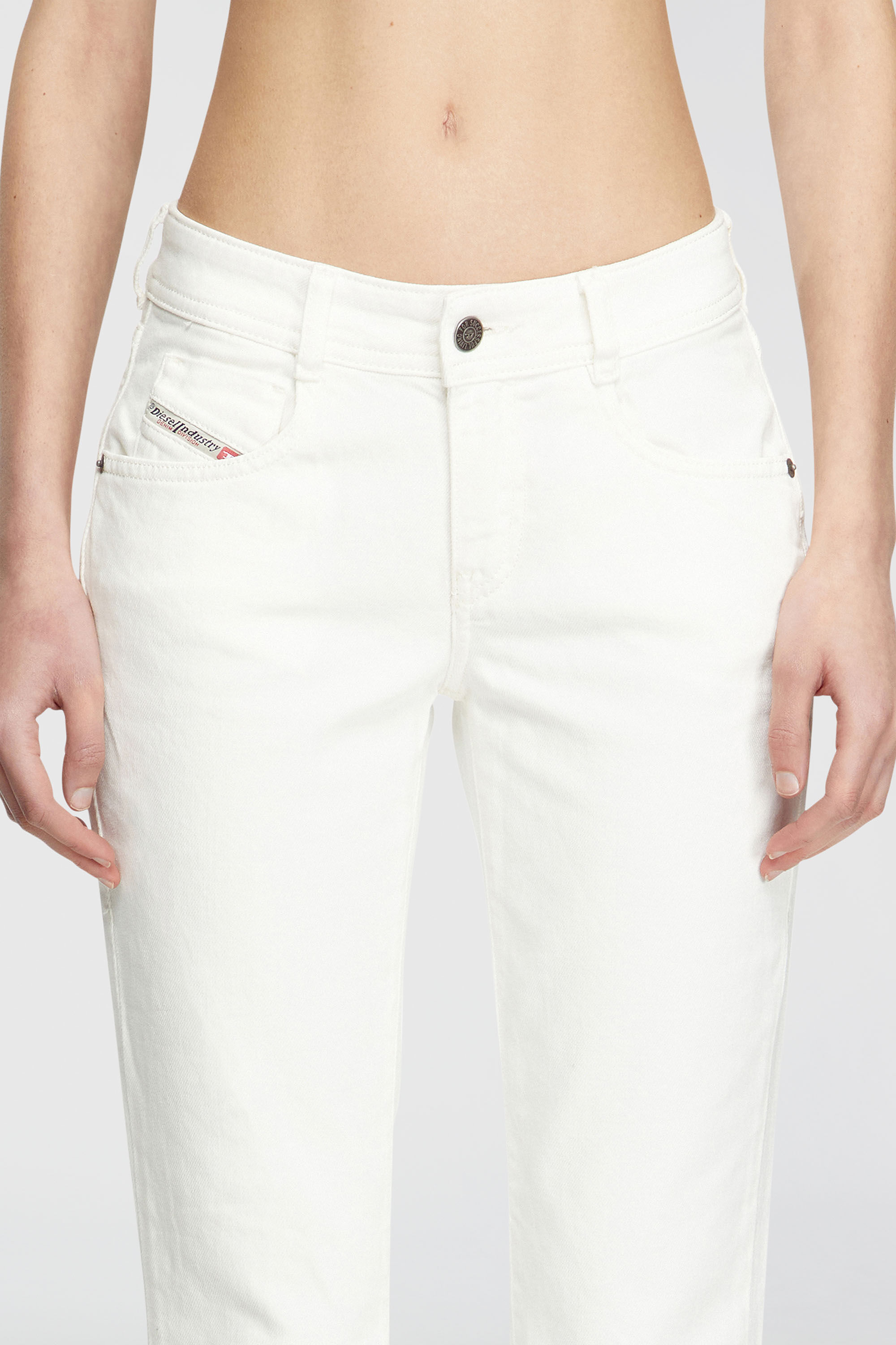 Diesel - Bootcut Jeans 1969 D-Ebbey 09D63 Donna, Bianco - Image 7