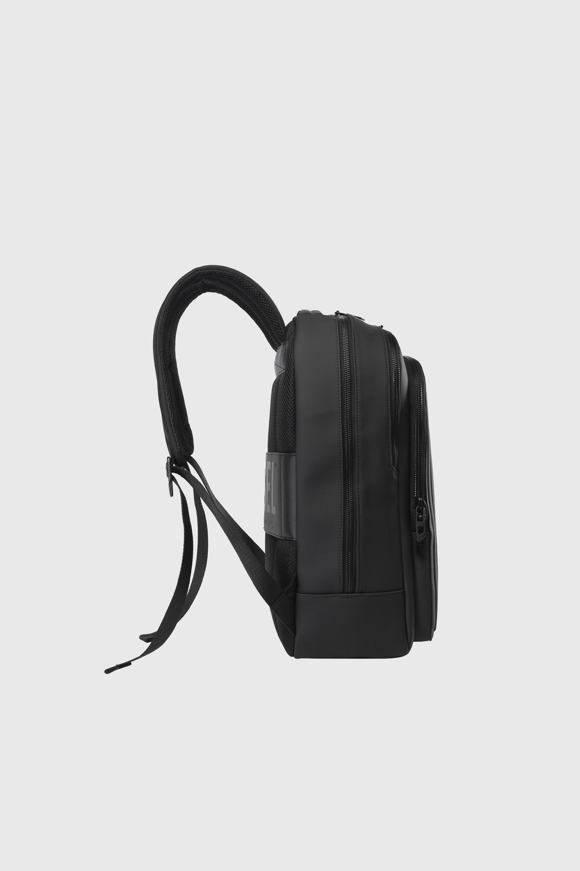 Diesel - DIESEL ALUMINUM BACKPACK DSB003, Zaino business funzionale Unisex in Nero - 4
