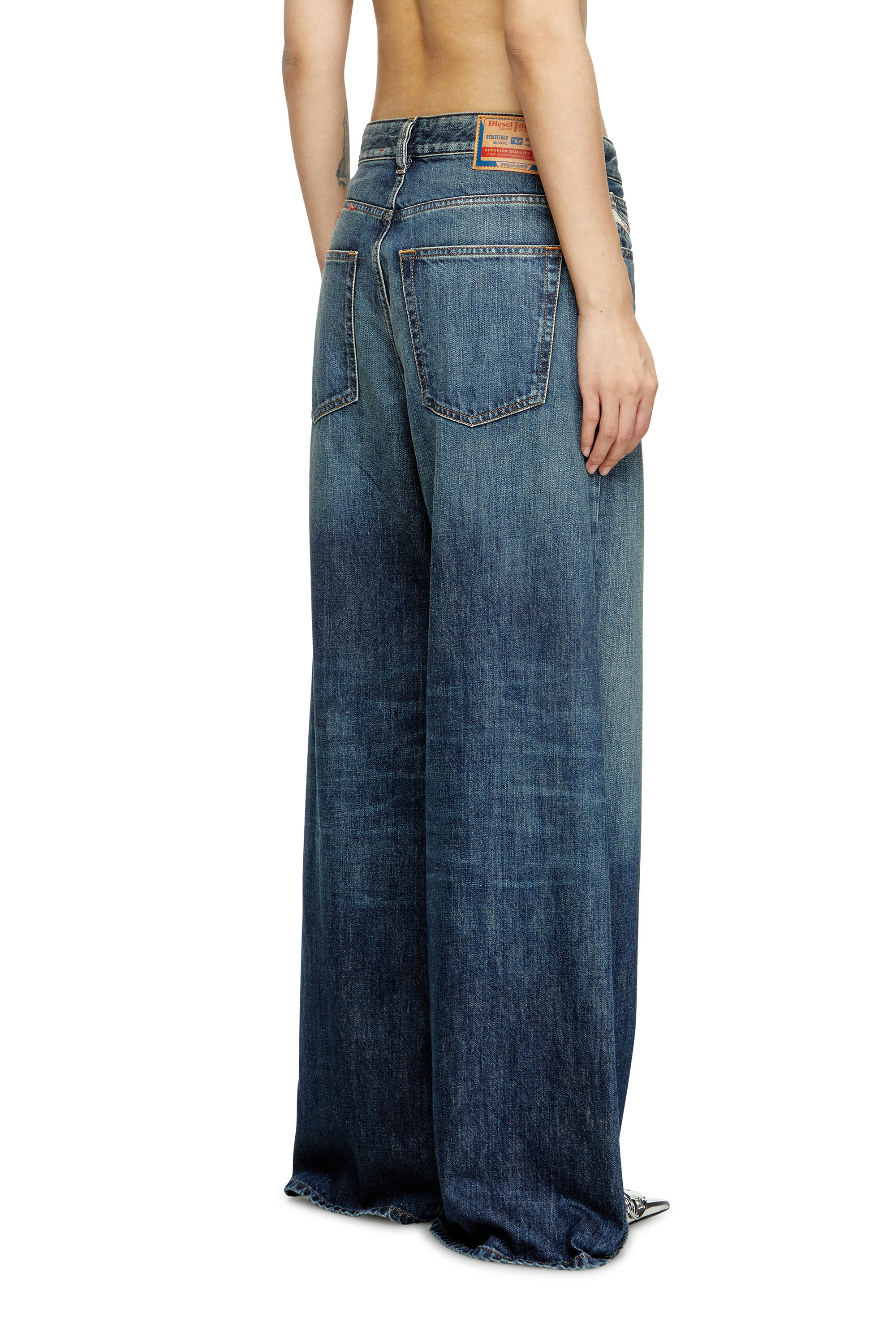 Diesel - Relaxed Jeans 1996 D-Sire 09H59 Donna, Blu Scuro - Image 4