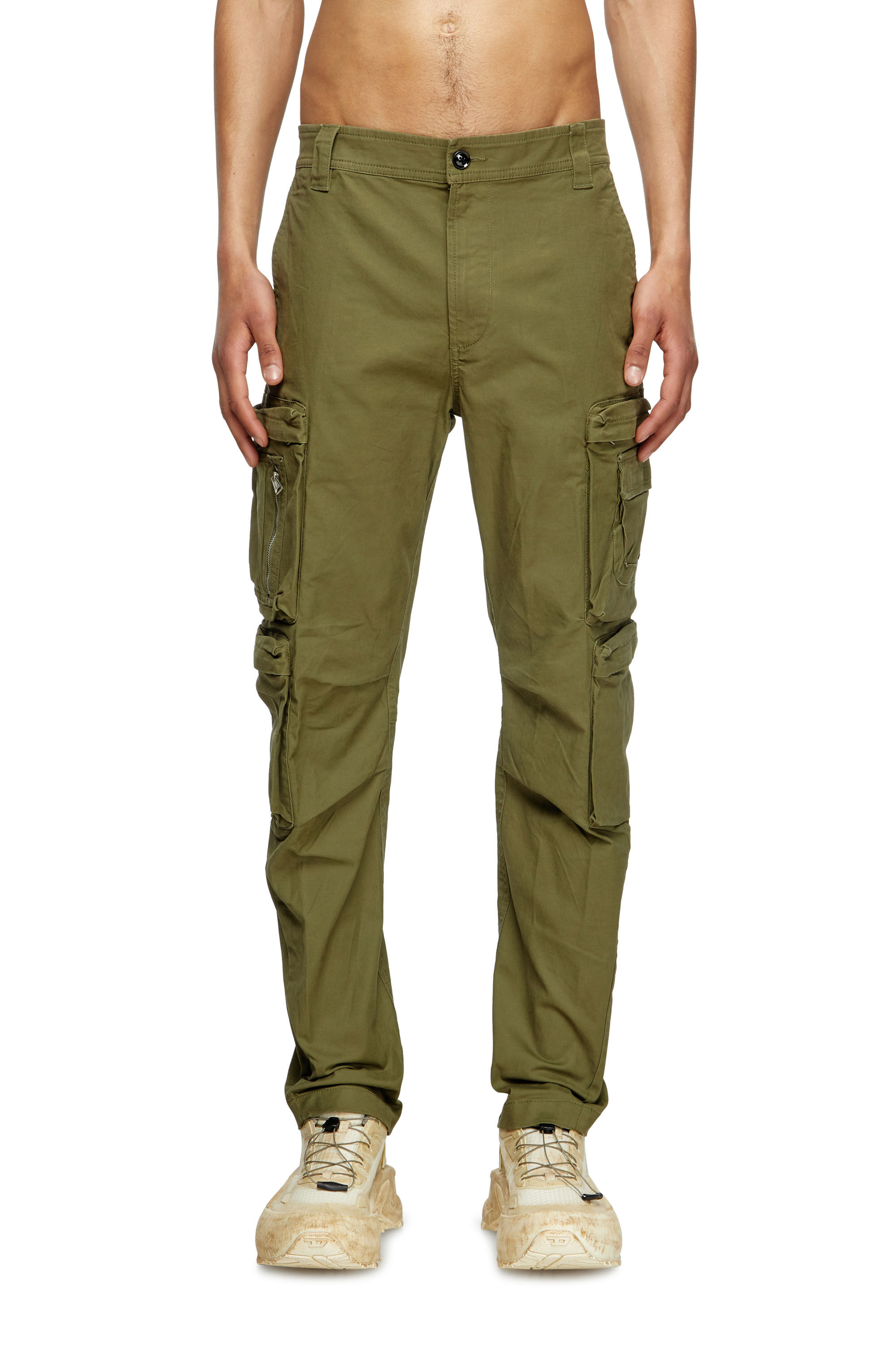 Diesel - P-ARLEM, Pantaloni cargo con tasca zip Uomo in Verde - 3