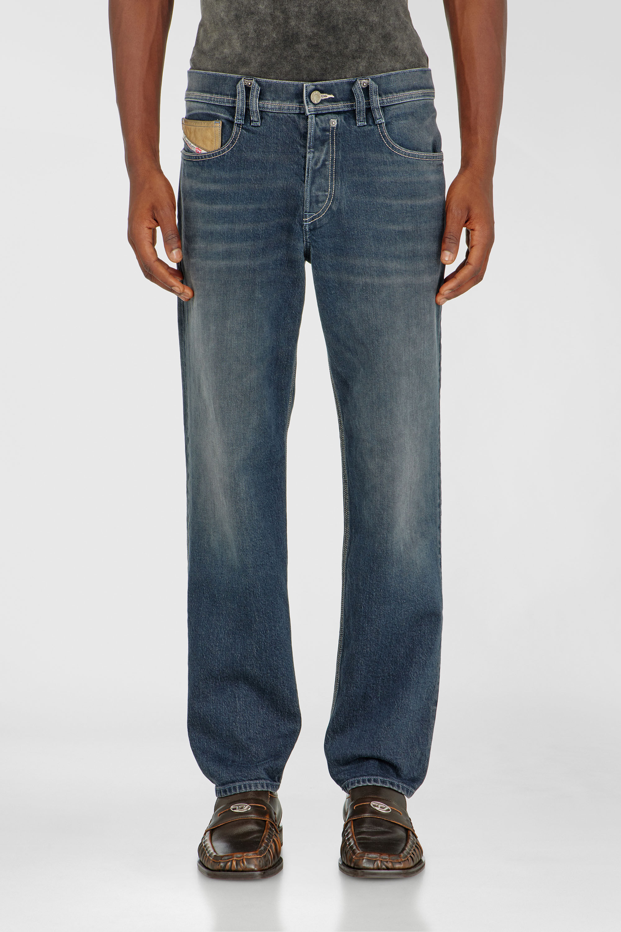 Diesel - Herren Regular Jeans 2023 D-Finitive 007GQ, Mittelblau - 4