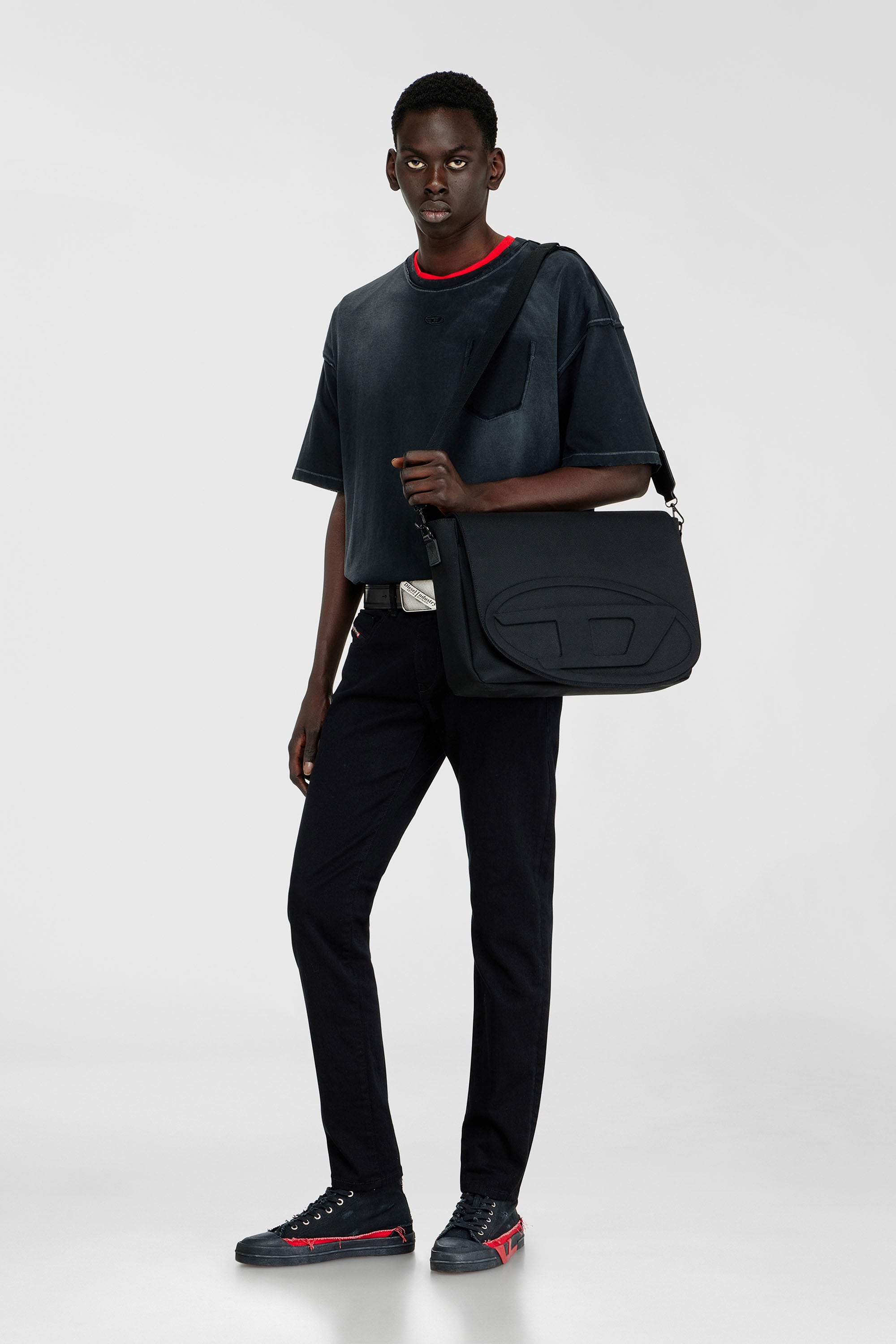 Diesel - 1DR MESSENGER, 1DR-Sac messager en nylon CORDURA&reg; Homme in Noir - 1