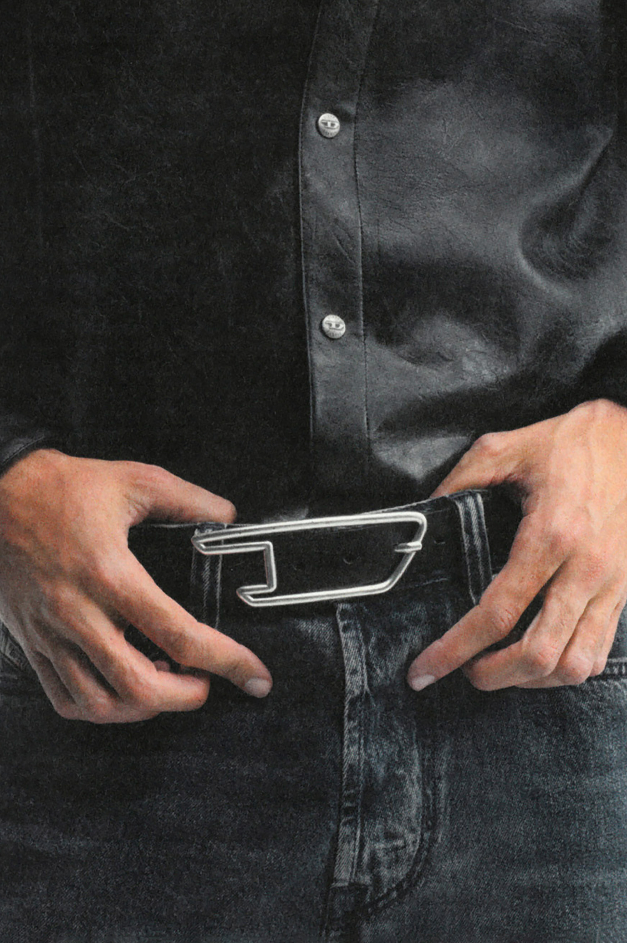 Diesel - B-D LINE 30, Ceinture en cuir de 3 cm avec boucle &agrave; logo D Mixte in Noir - 4