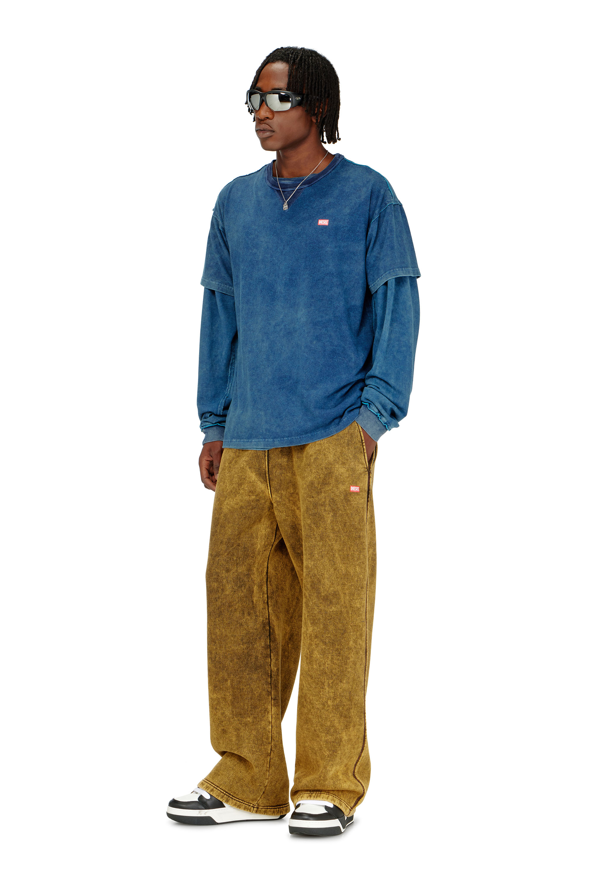 Diesel - T-NORM-RAW, T-shirt acid wash avec d&eacute;tails effiloch&eacute;s Homme in Bleu - 2