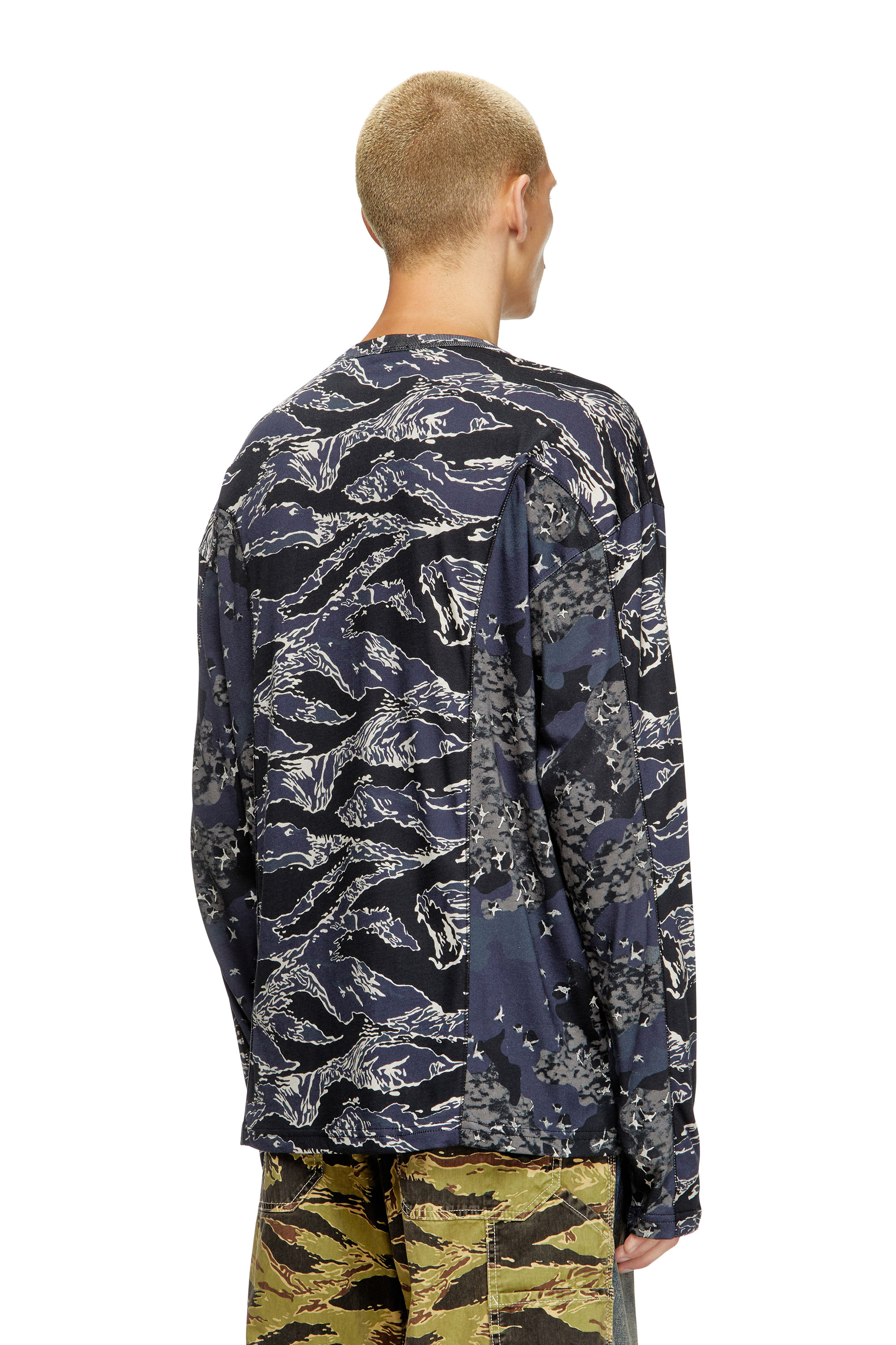 Diesel - T-BOXT-LS-CURT, T-shirt à manches longues avec imprimés camouflage mélangés Homme in ToBeDefined - 3