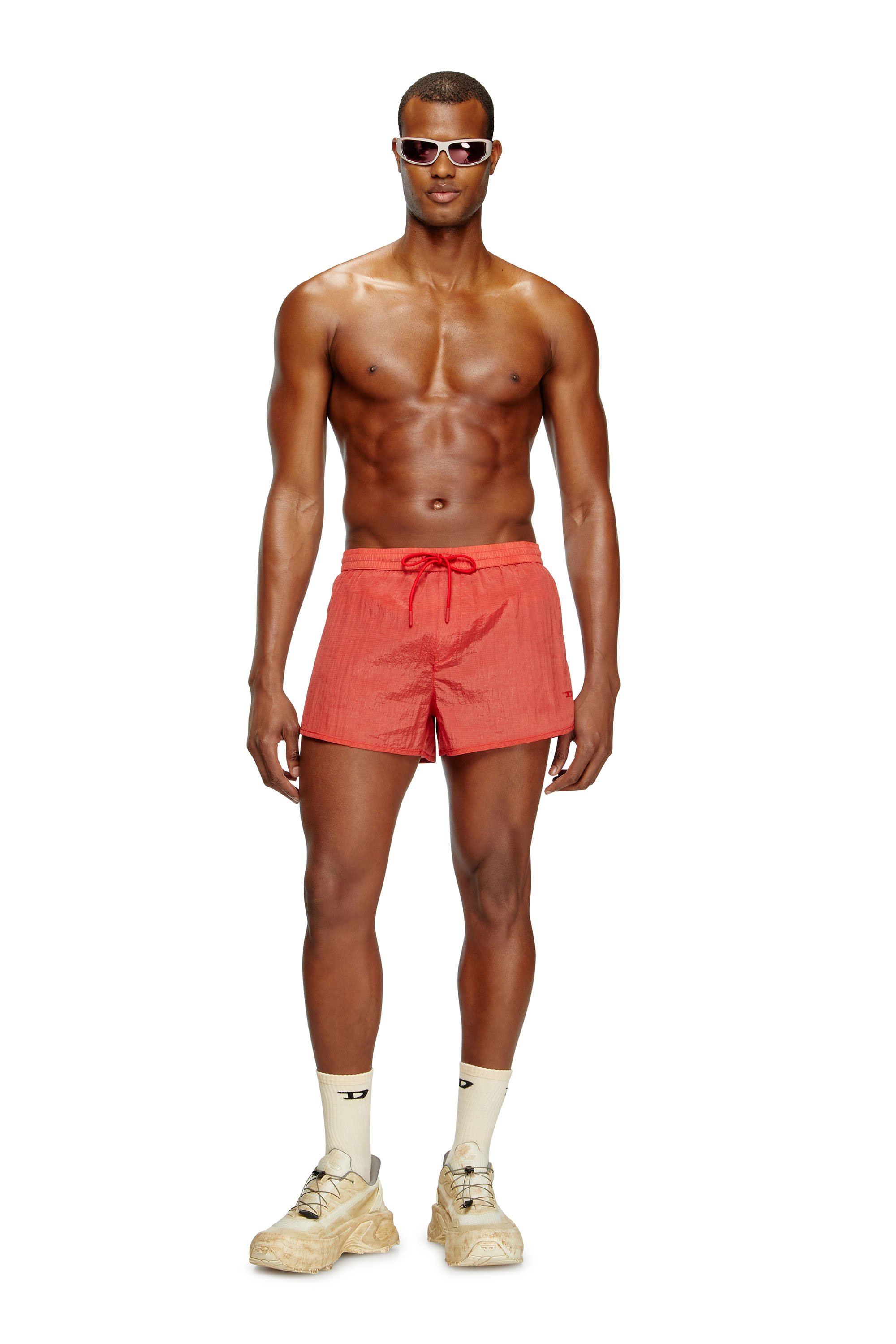 Diesel - OLIVER-30-D-POP, Short de bain en tissu indéchirable traité Homme in Rouge - 1