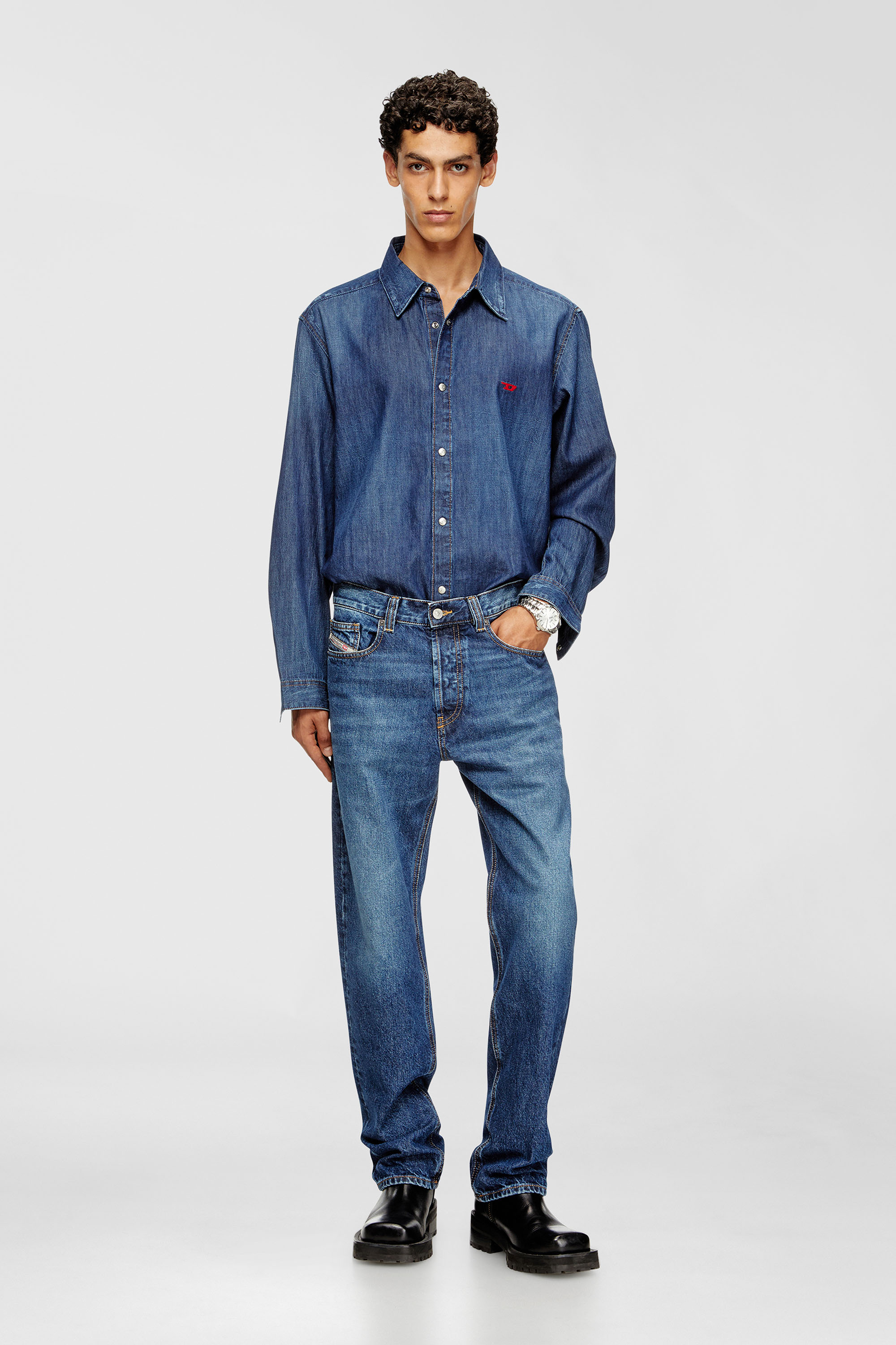Diesel - D-SIMPLY, Camicia in denim con logo ricamato Uomo in Blu - 2