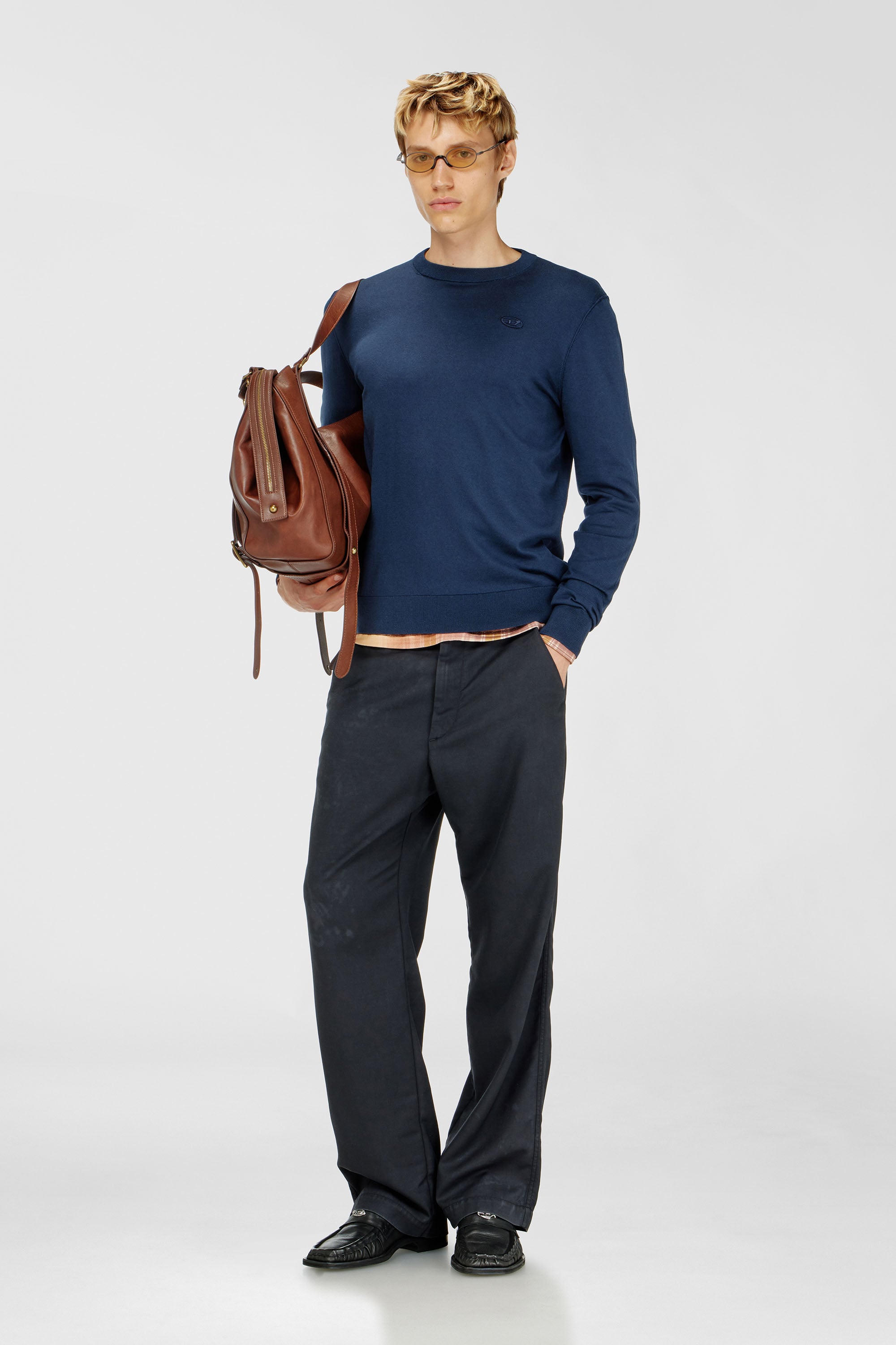Diesel - K-FREEX-TAG-T92, Maille en coton avec logo ton sur ton Homme in Bleu - 2