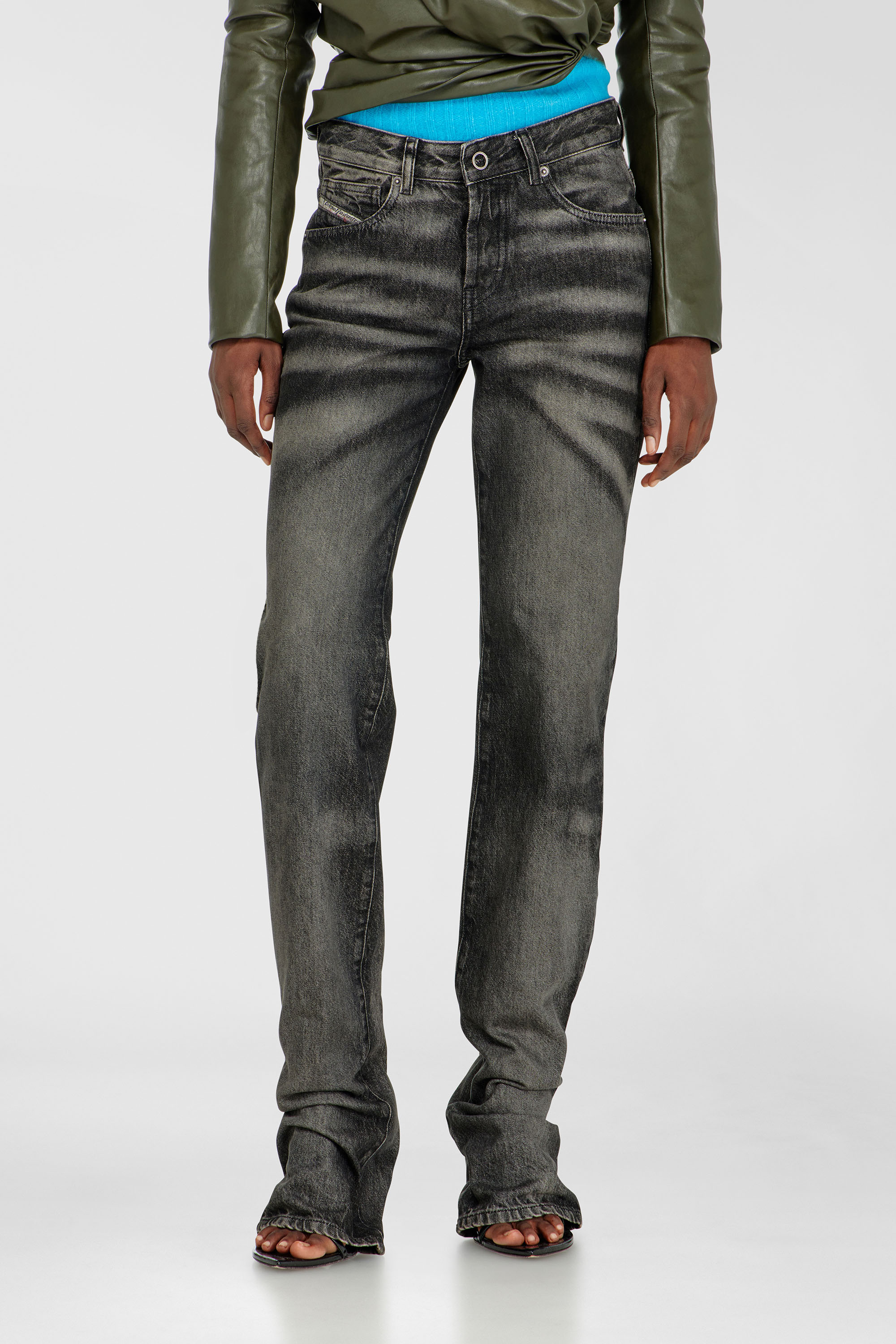 Diesel - Regular Jeans D-Heel 09R33 Donna, Nero/Grigio scuro - Image 4