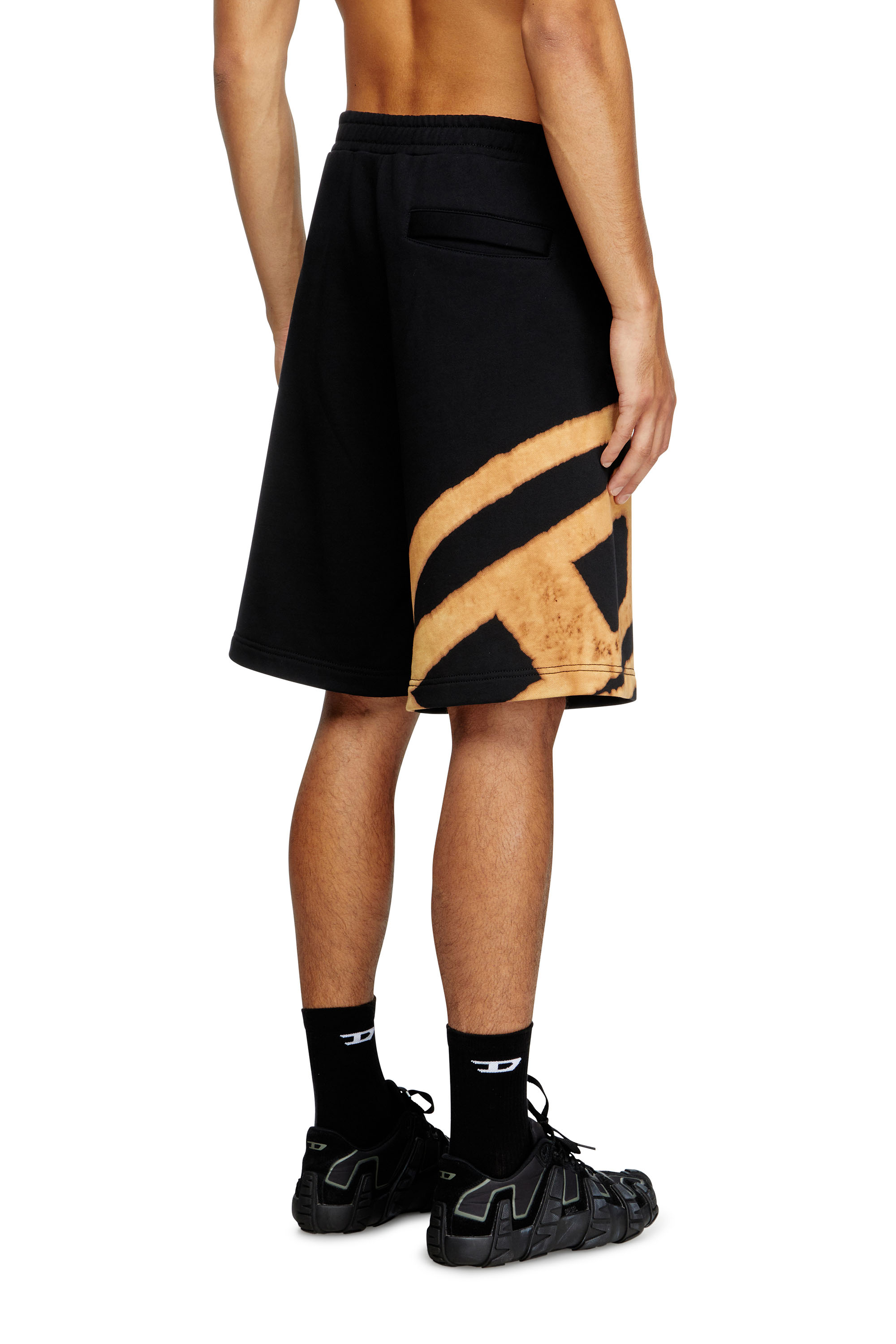 P-CROW-BLEACH, Nero/Arancione Diesel - P-CROW-BLEACH, Short in felpa con logo effetto bleach Uomo in Multicolor - 4