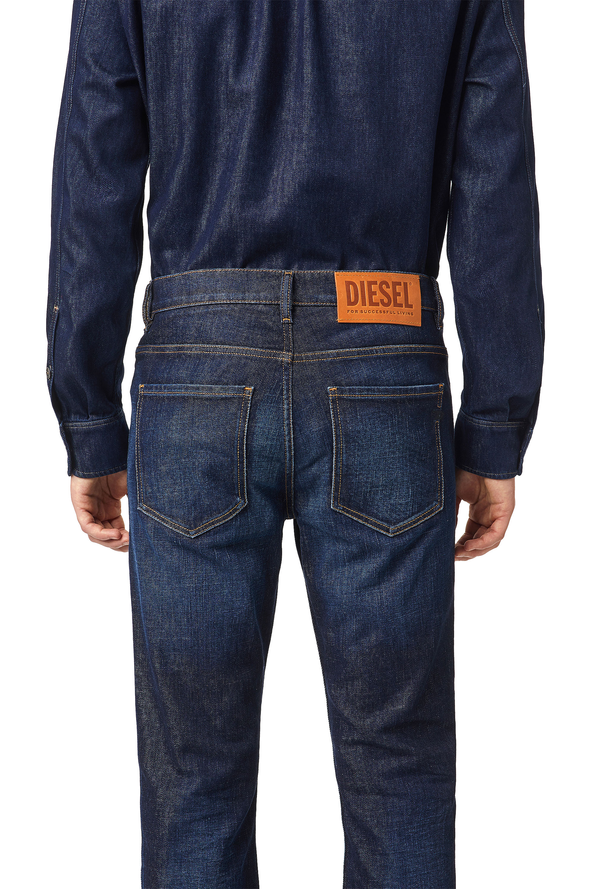 Diesel - D-Vocs 09A12 Bootcut Jeans, Dunkelblau - Image 4