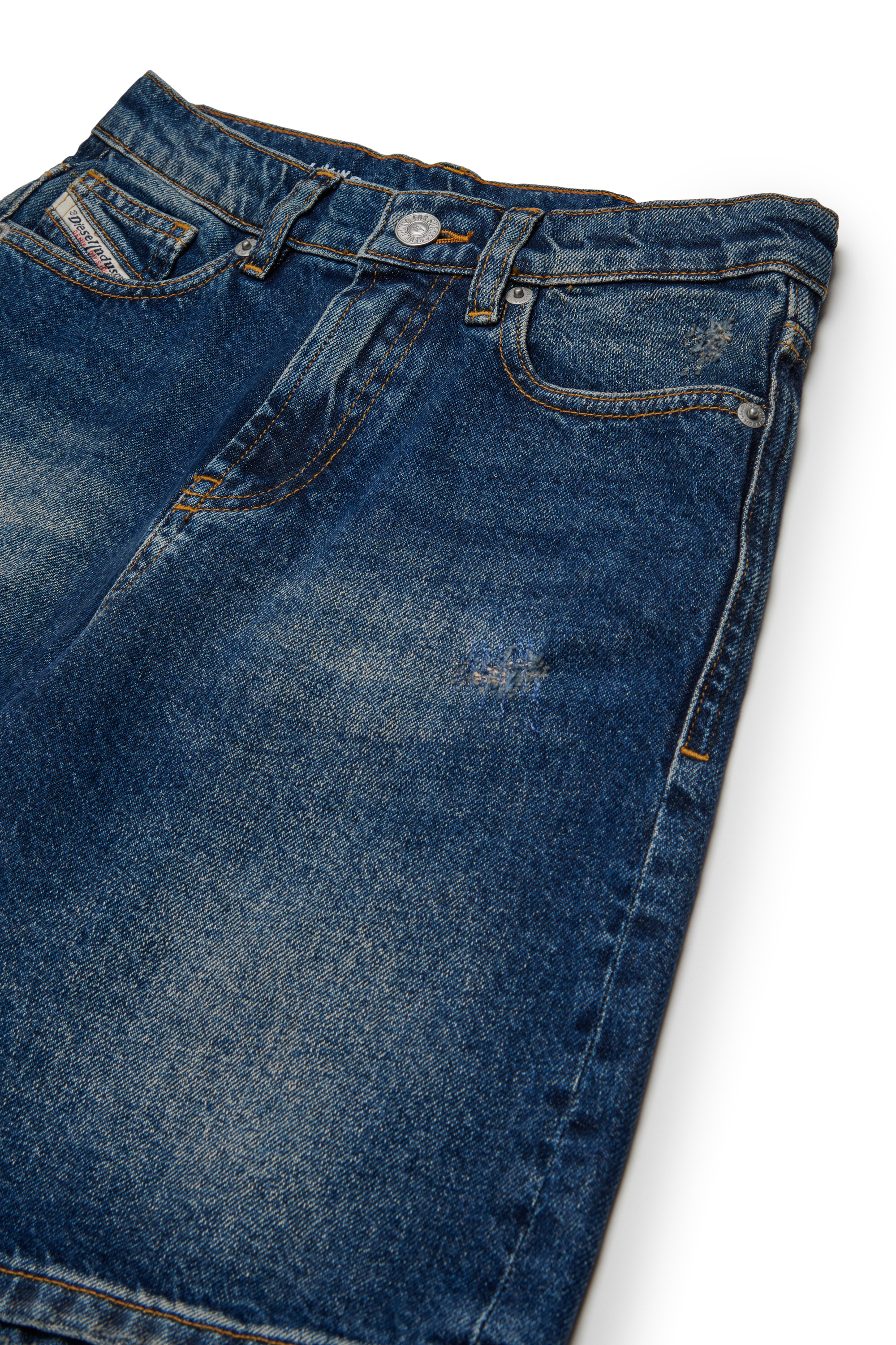 Diesel - D-ARGJX-SHORT-J, Short en denim effet délavé Femme in Bleu - 3