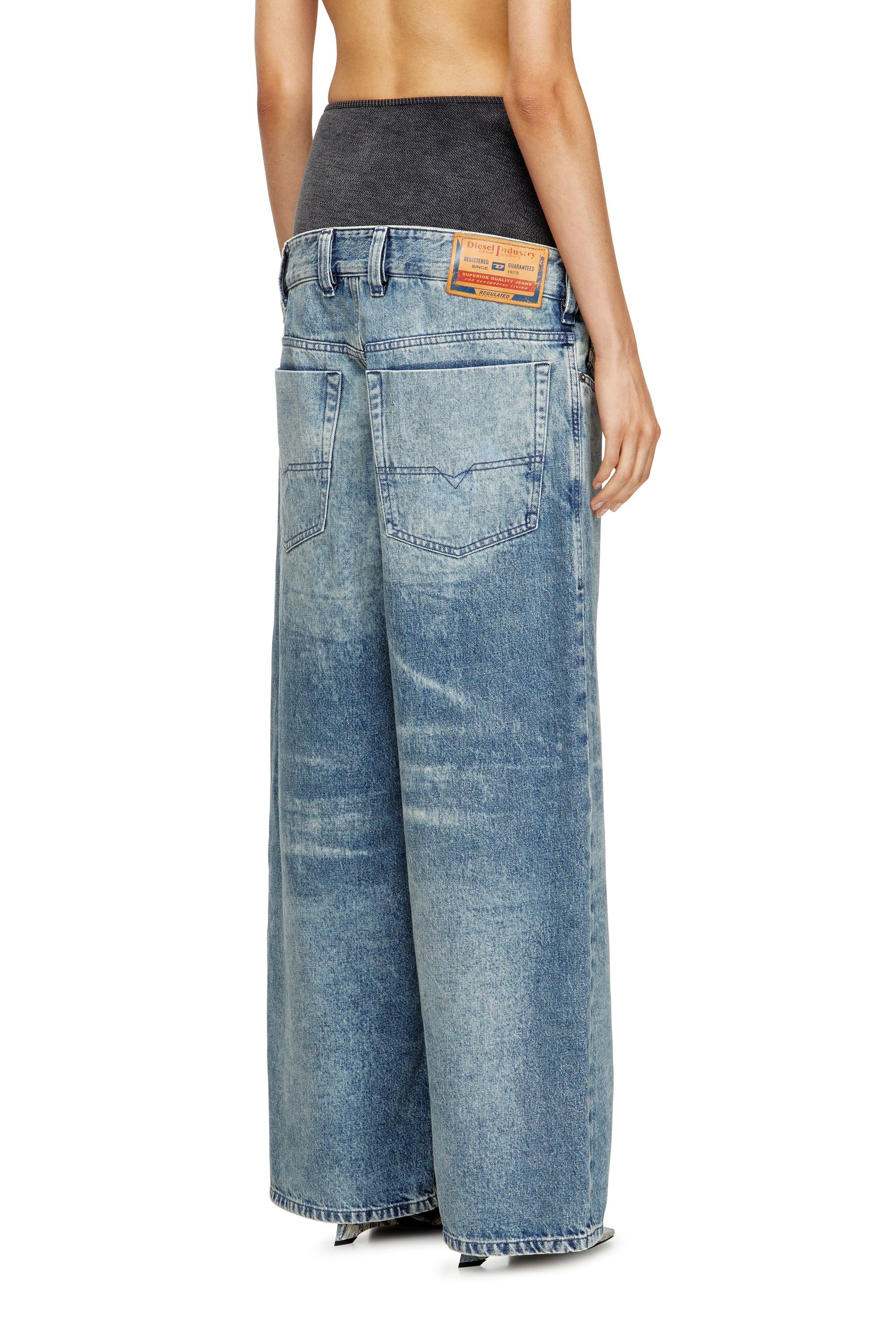 Diesel - Relaxed Jeans D-Eni 09N97 Femme, Bleu moyen - Image 4