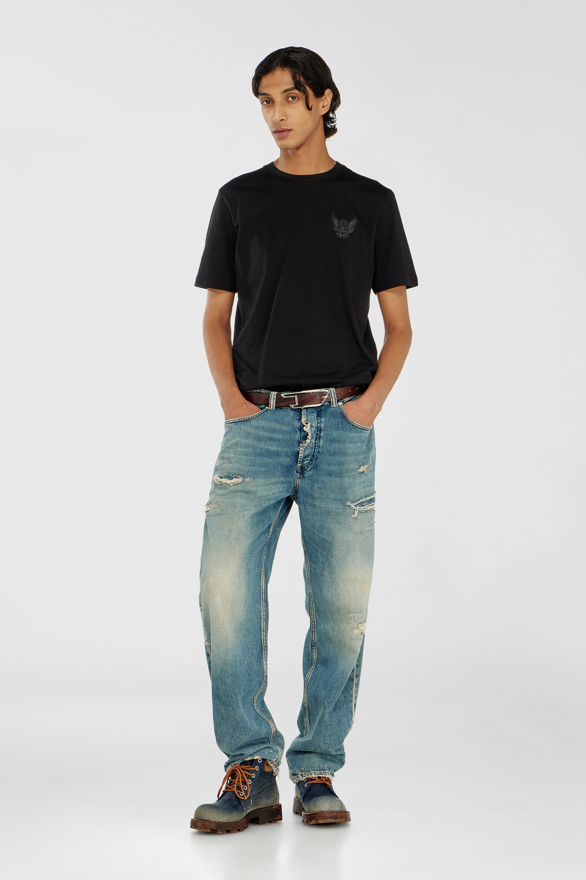 Diesel - T-ADJUST-AA8, Herren Baumwoll-T-Shirt mit Logo-Motiv auf der Brust in Schwarz - 2
