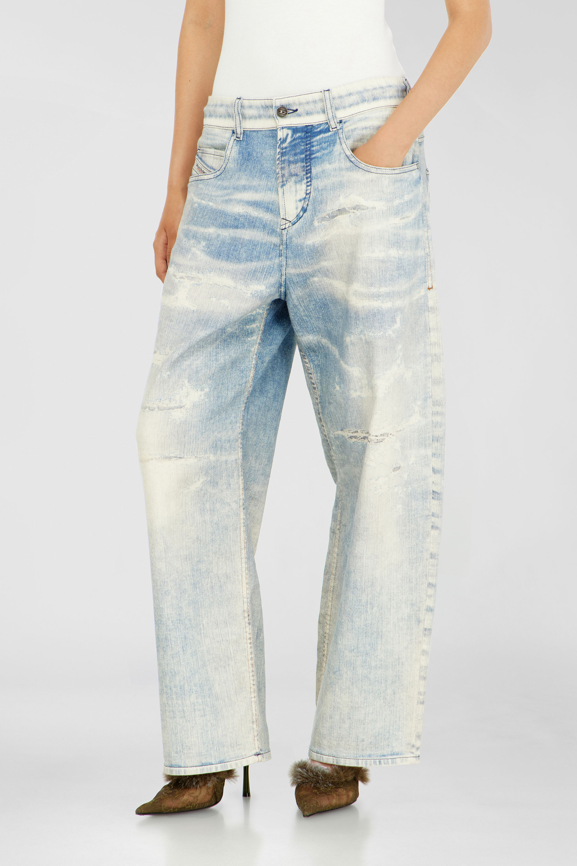 Diesel - Unisex's Relaxed 2097 D-Enim-M Joggjeans&reg; 068XM, Light Blue - 2