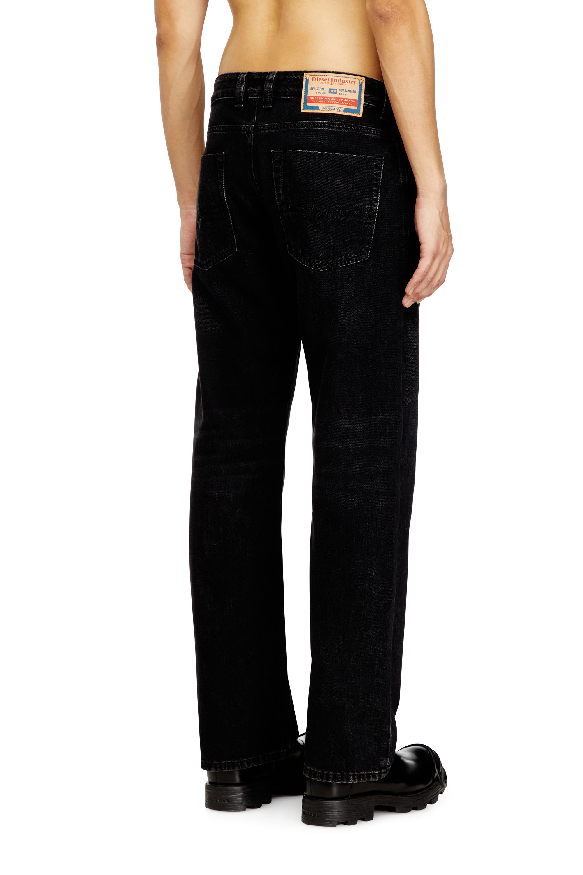 Diesel - Relaxed Jeans 1980 D-Eeper 09P09 Uomo, Nero/Grigio scuro - Image 4