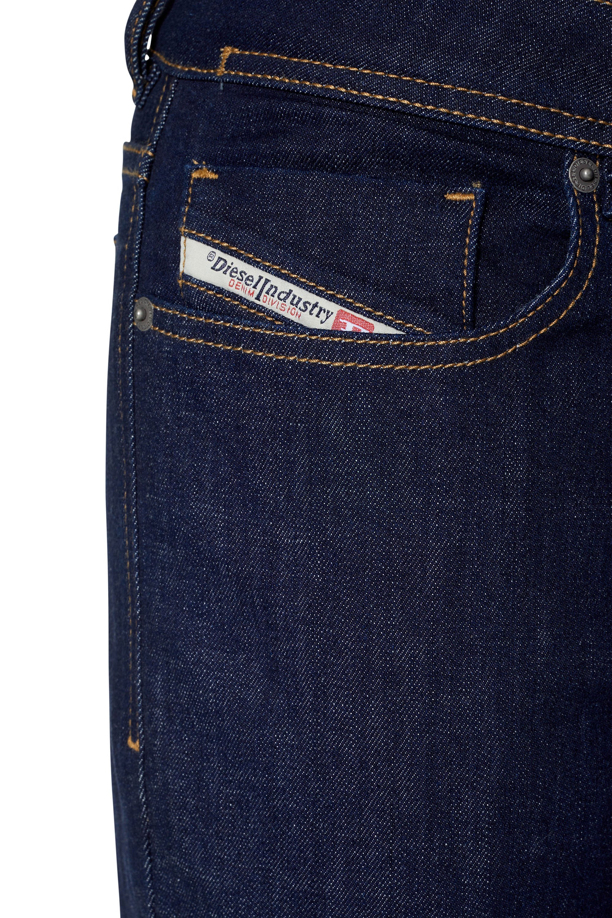 Diesel - Skinny Jeans 1979 Sleenker Z9C17, Bleu Foncé - Image 4