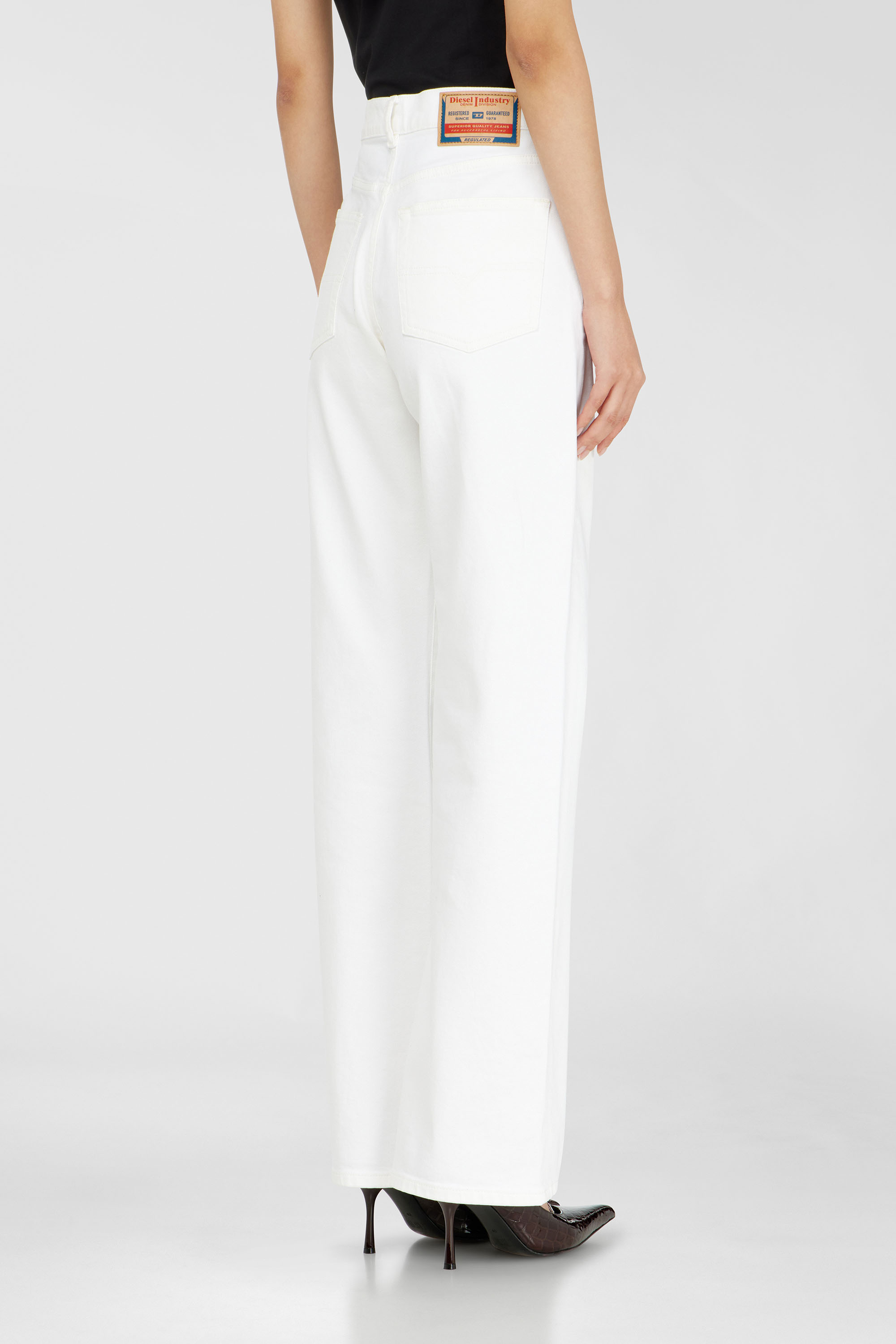 Diesel - Regular Jeans 1971 D-Sent 09K05 Donna, Bianco - Image 5