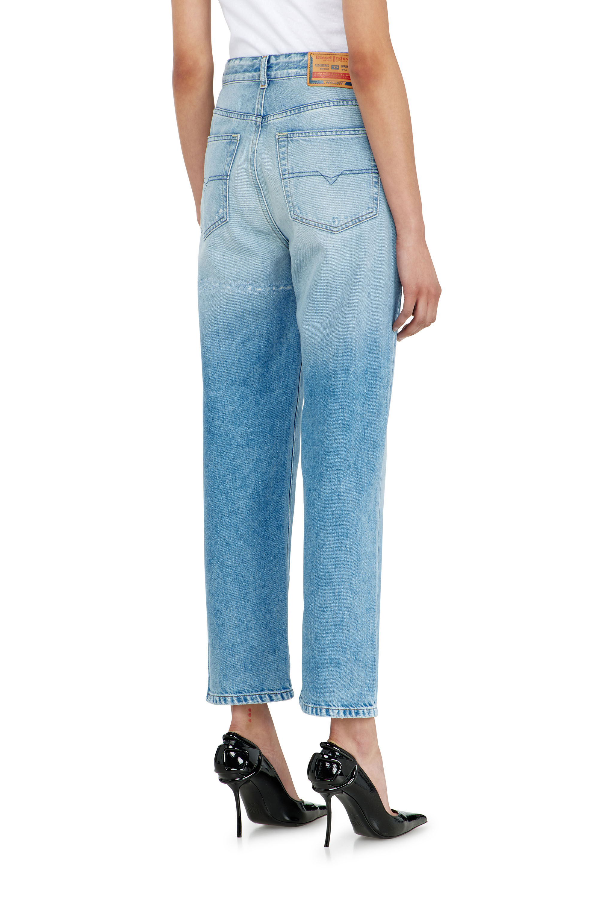 Diesel - Damen Regular Jeans 1981 D-Went 09P49, Hellblau - 5