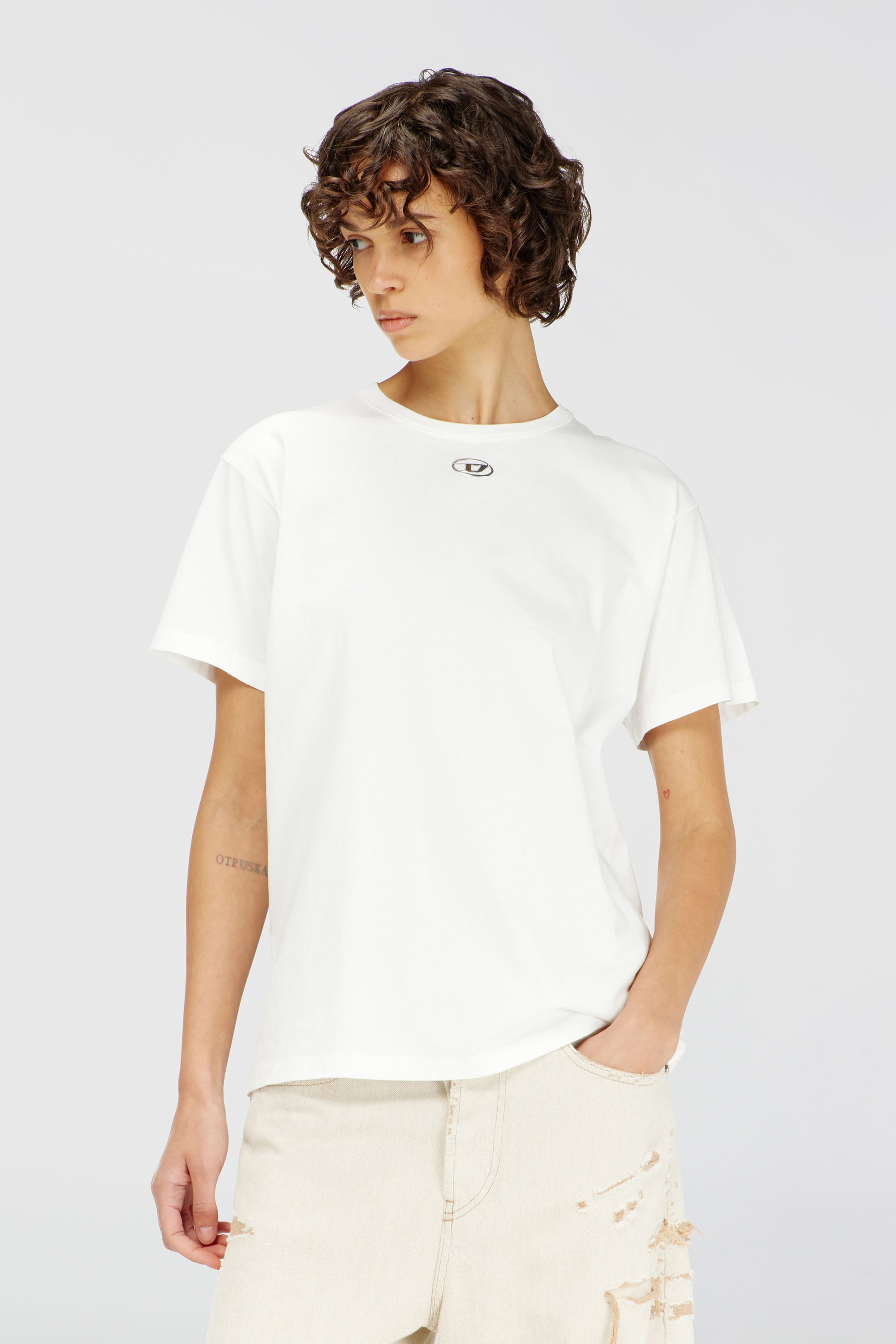 Diesel - T-NORMY-OD-S1, Damen Baumwoll-T-Shirt mit metallischem Oval D in Wei&szlig; - 1