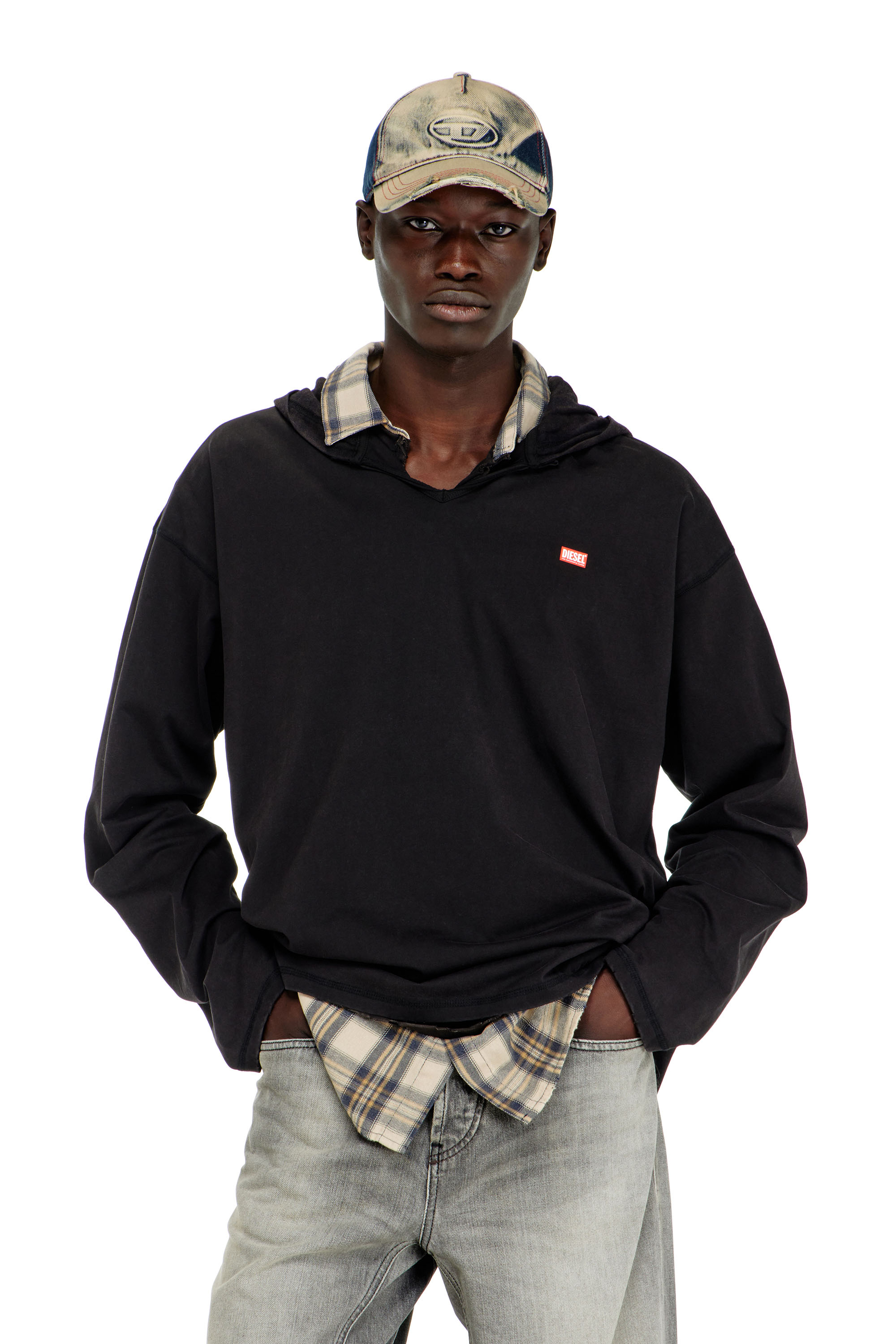 Diesel - T-BOXT-LS-HOOD-CHECK, T-shirt a manica lunga con cappuccio in flanella Uomo in Nero - 1
