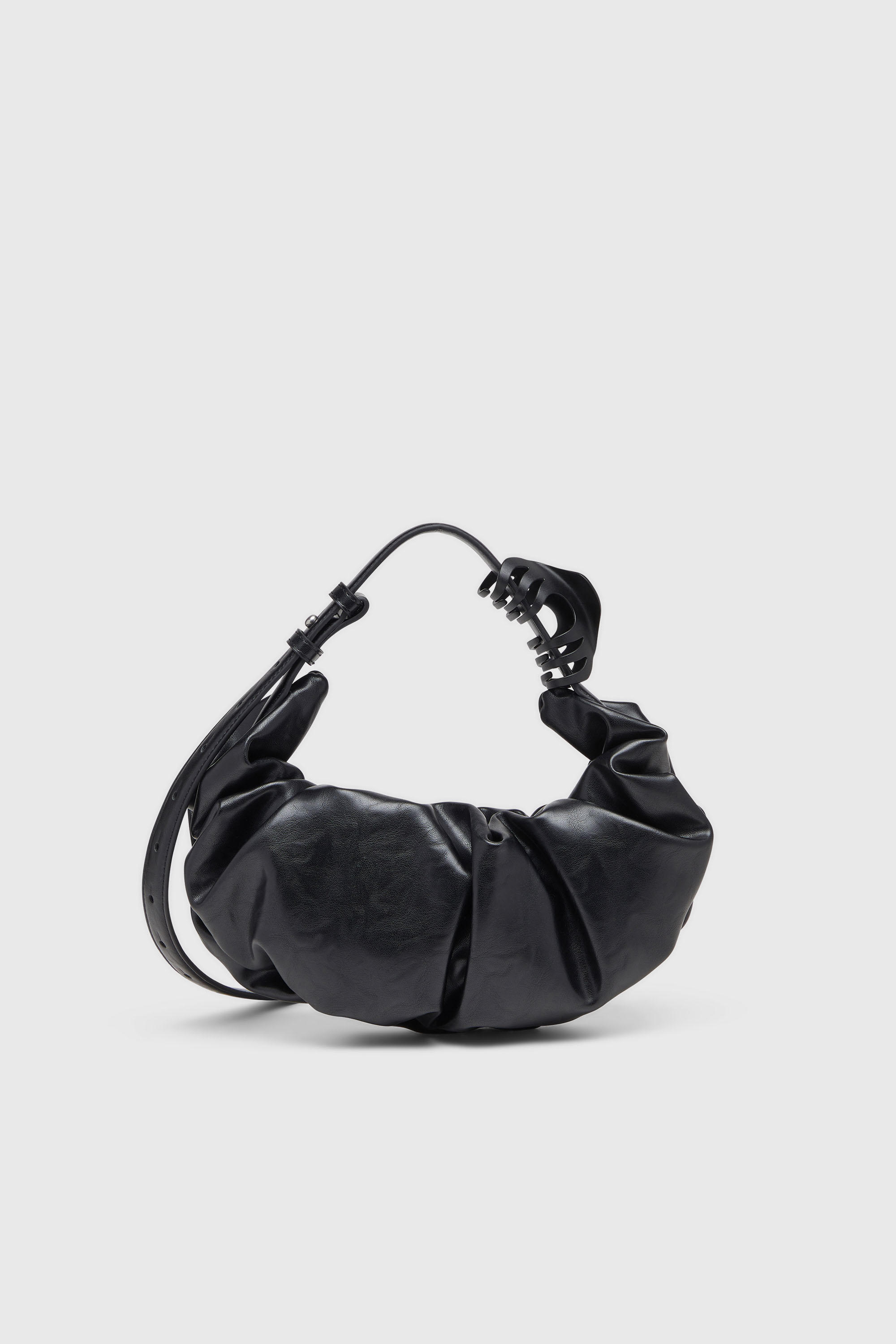 Diesel - GRAB-D HOBO S, Grab-D-Sac hobo noir &agrave; bandouli&egrave;re effet ceinture Femme in Noir - 3