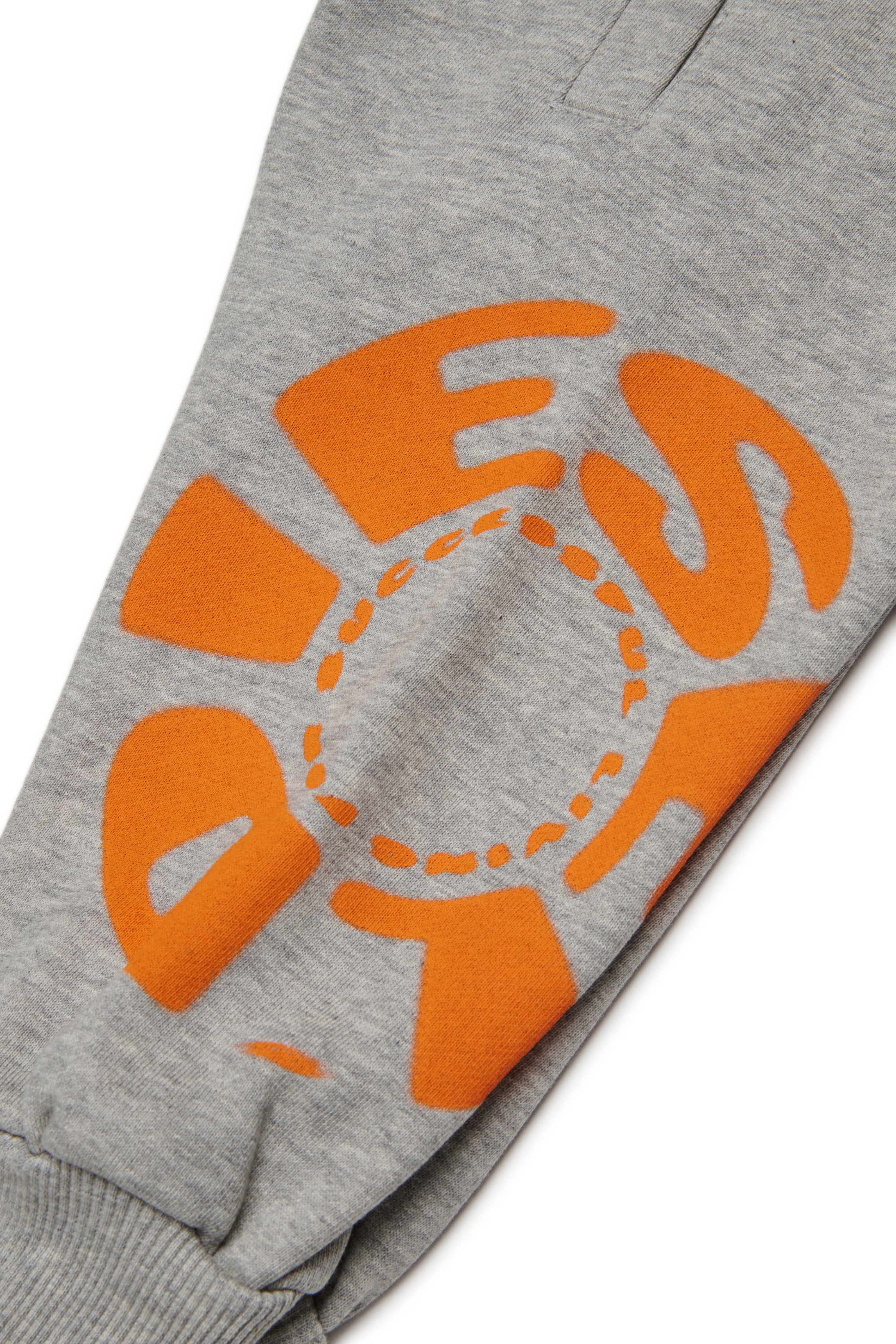 Diesel - PRAVONB, Pantalons en coton avec logo imprimé Homme in Gris - 4