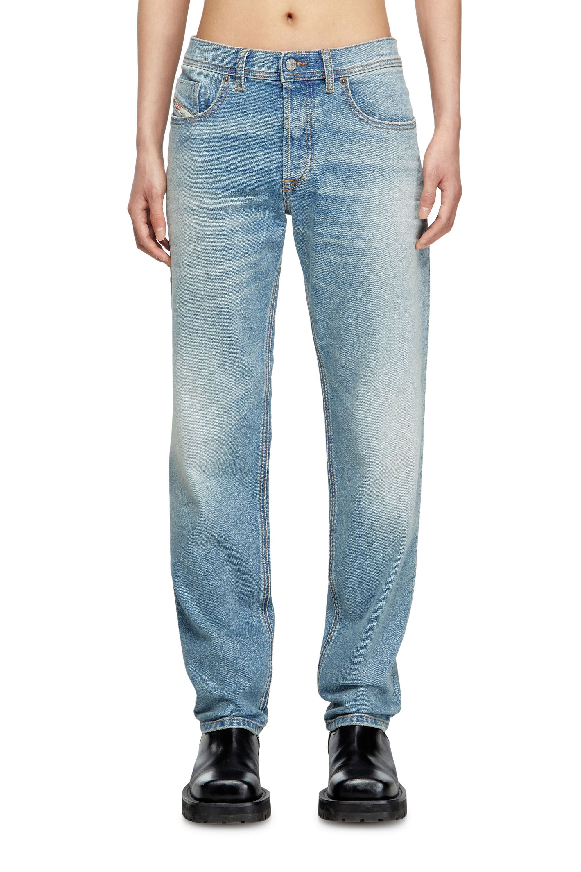 Diesel - Regular Jeans 2023 D-Finitive 0DBEH Uomo, Blu Chiaro - Image 1