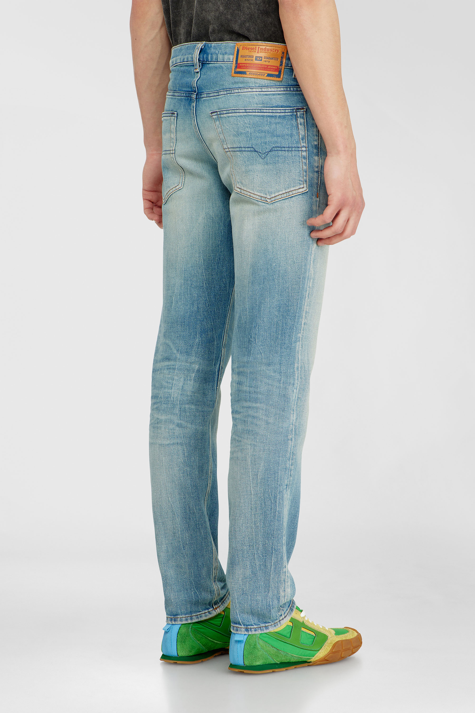 Diesel - Herren Regular Jeans 2023 D-Finitive 09P33, Hellblau - 5