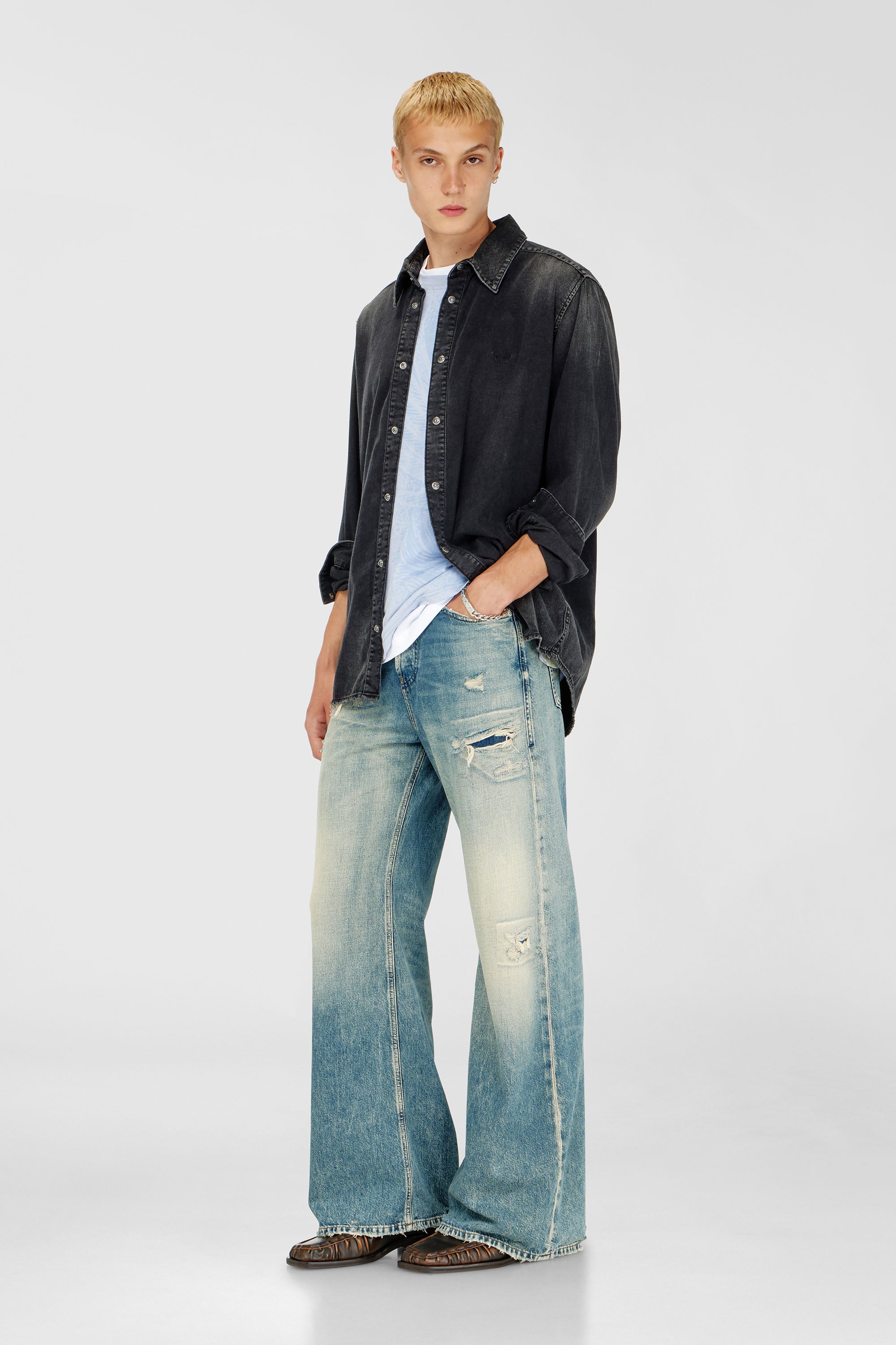 Lang&auml;rmeliges Denimhemd