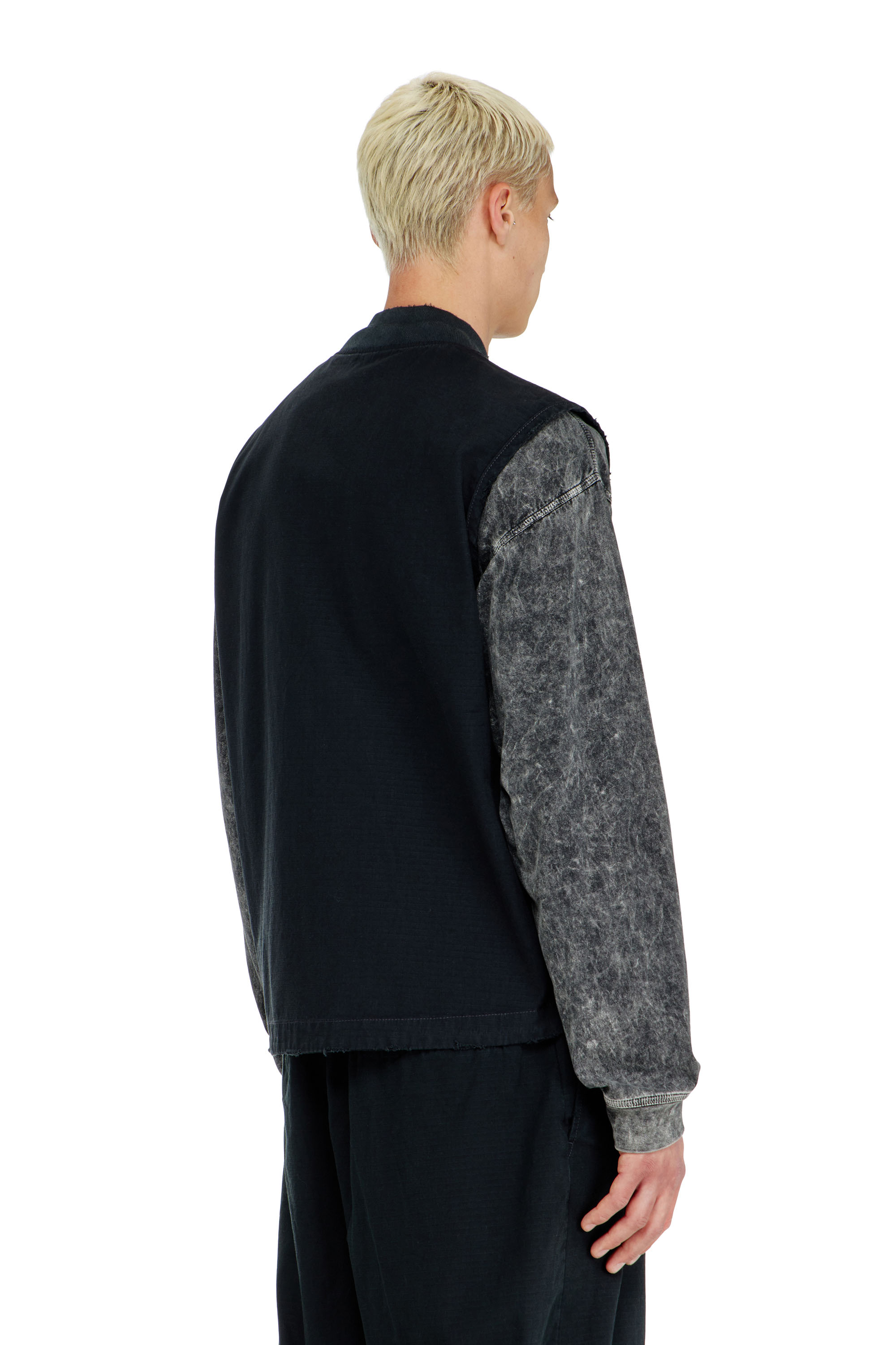 Diesel - J-TYPE-CO-SL, Gilet in cotone ripstop con patch Oval D Uomo in Nero - 4