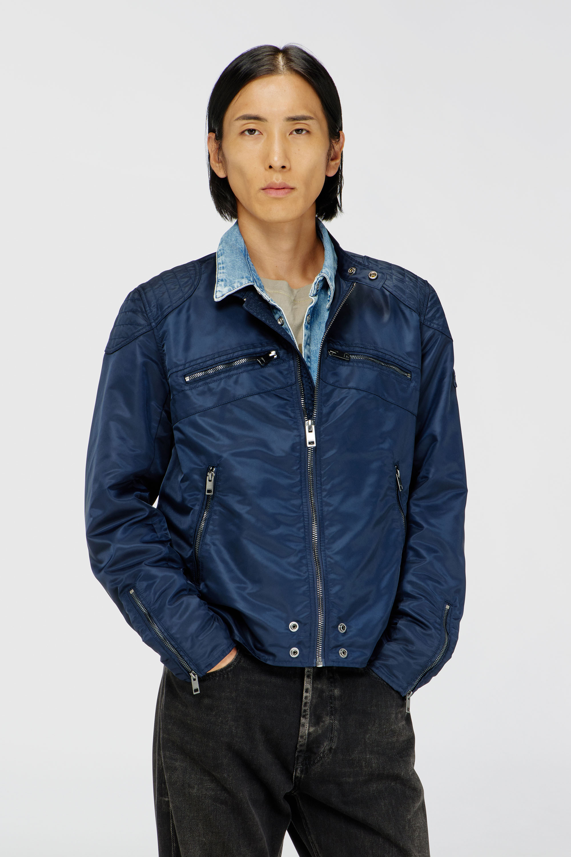 Diesel - J-GLORY-T92, Herren Nylonjacke mit gesteppten Schultern und Rei&szlig;verschlusstaschen in Blau - 1