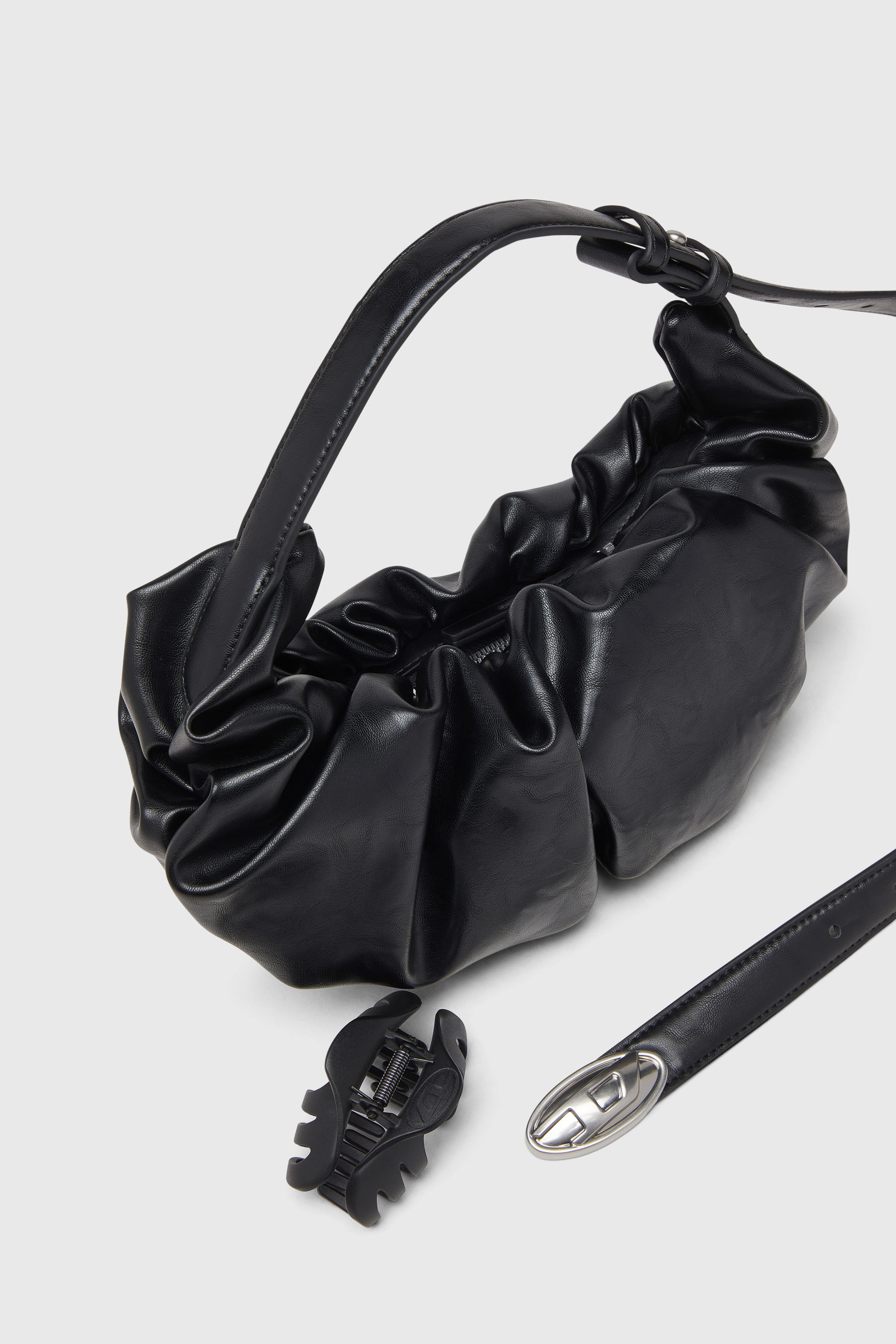 Diesel - GRAB-D HOBO S, Grab-D-Sac hobo noir &agrave; bandouli&egrave;re effet ceinture Femme in Noir - 6