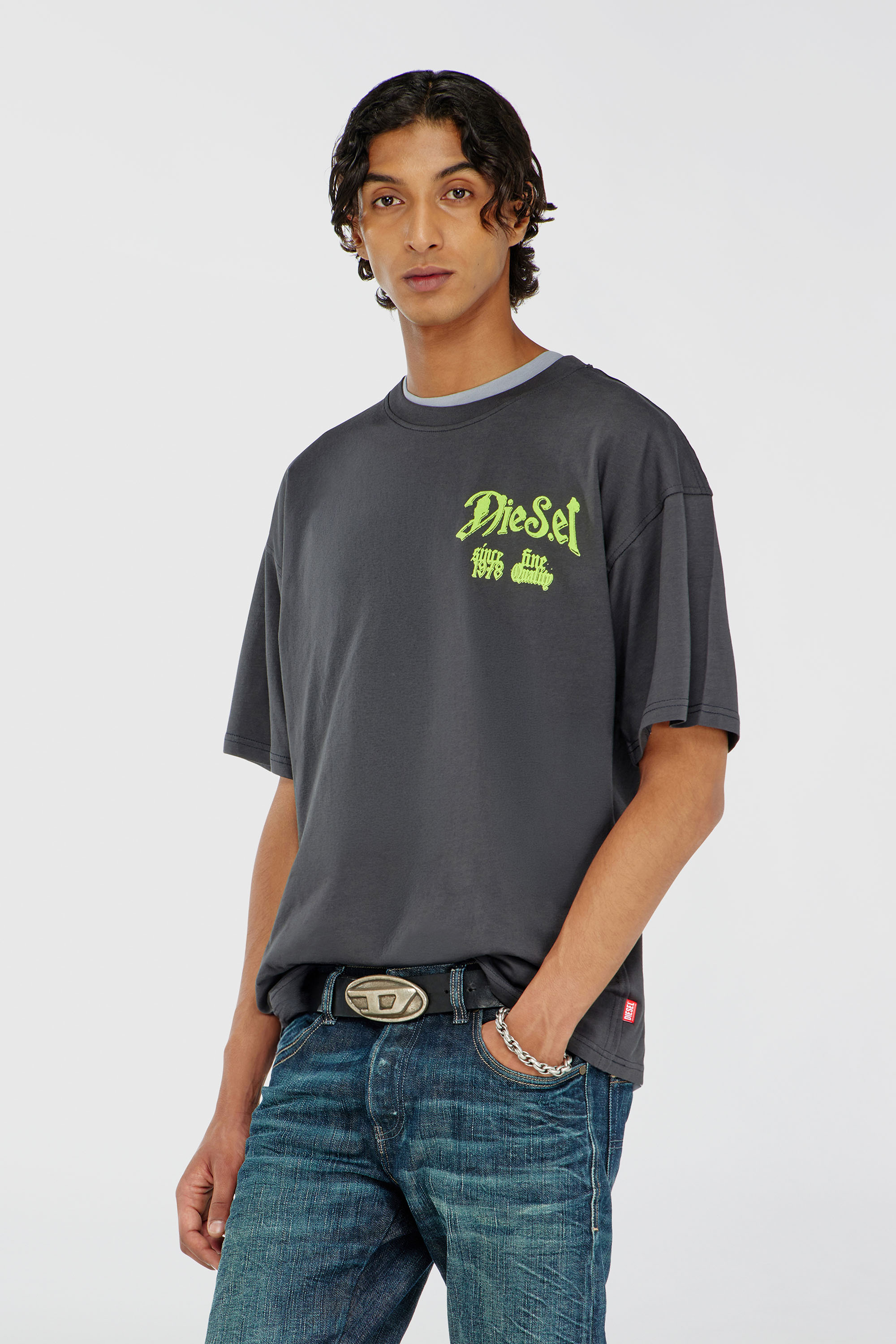 Diesel - T-BOXT-AA2, T-shirt in cotone con grafica in flock Uomo in Grigio - 1