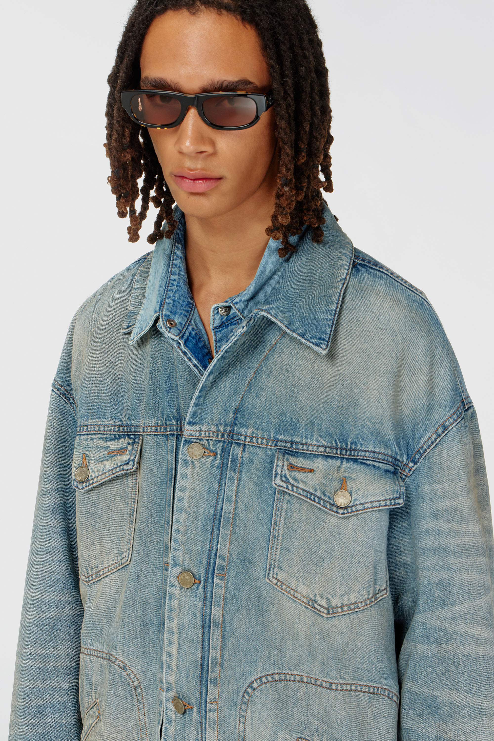 Diesel - D-ARI-S, Giacca in denim con orlo a contrasto Uomo in Multicolor - 5