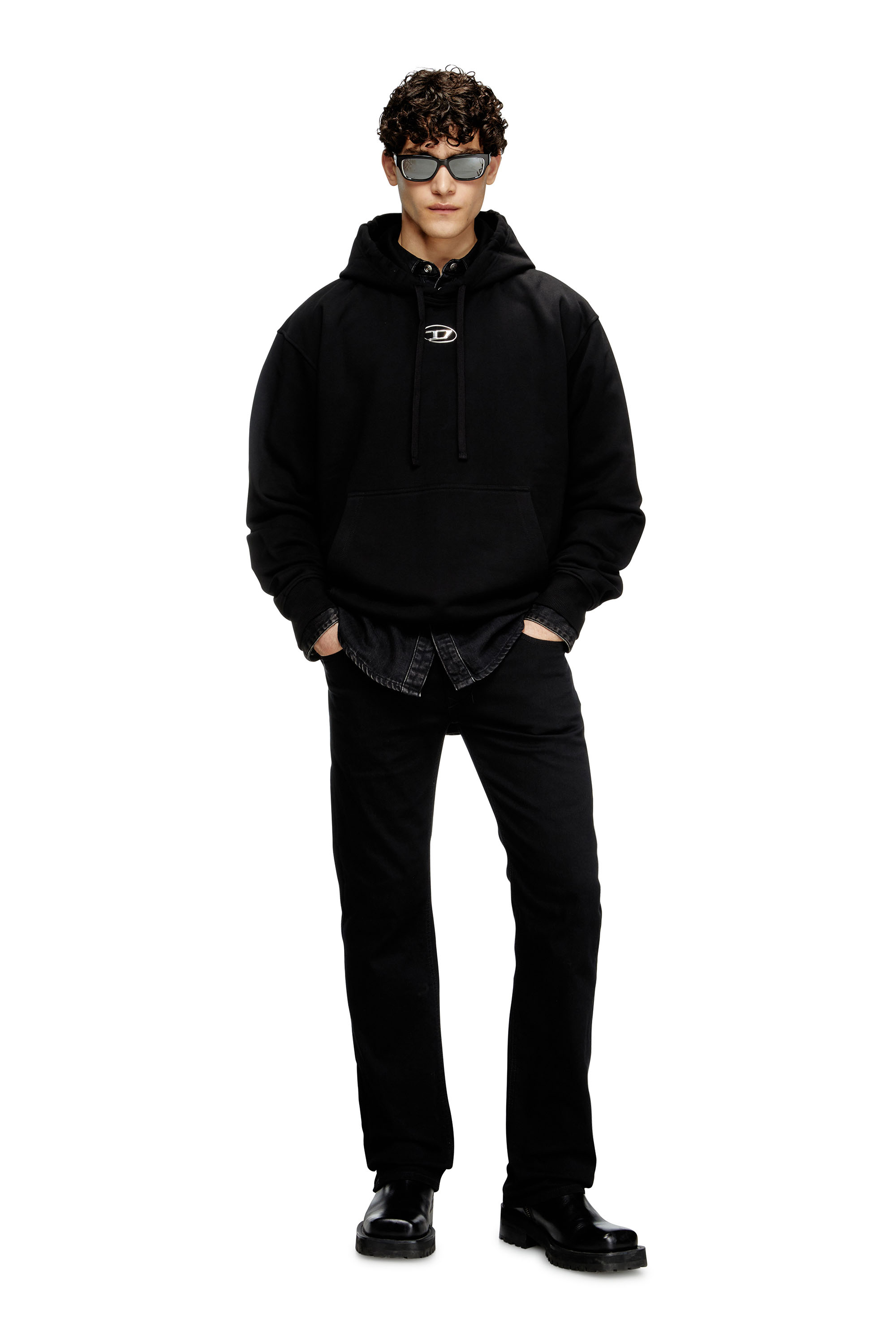Diesel - S-MACS-HOOD-OD, Hoodie oversize con logo metallico Uomo in Nero - 1