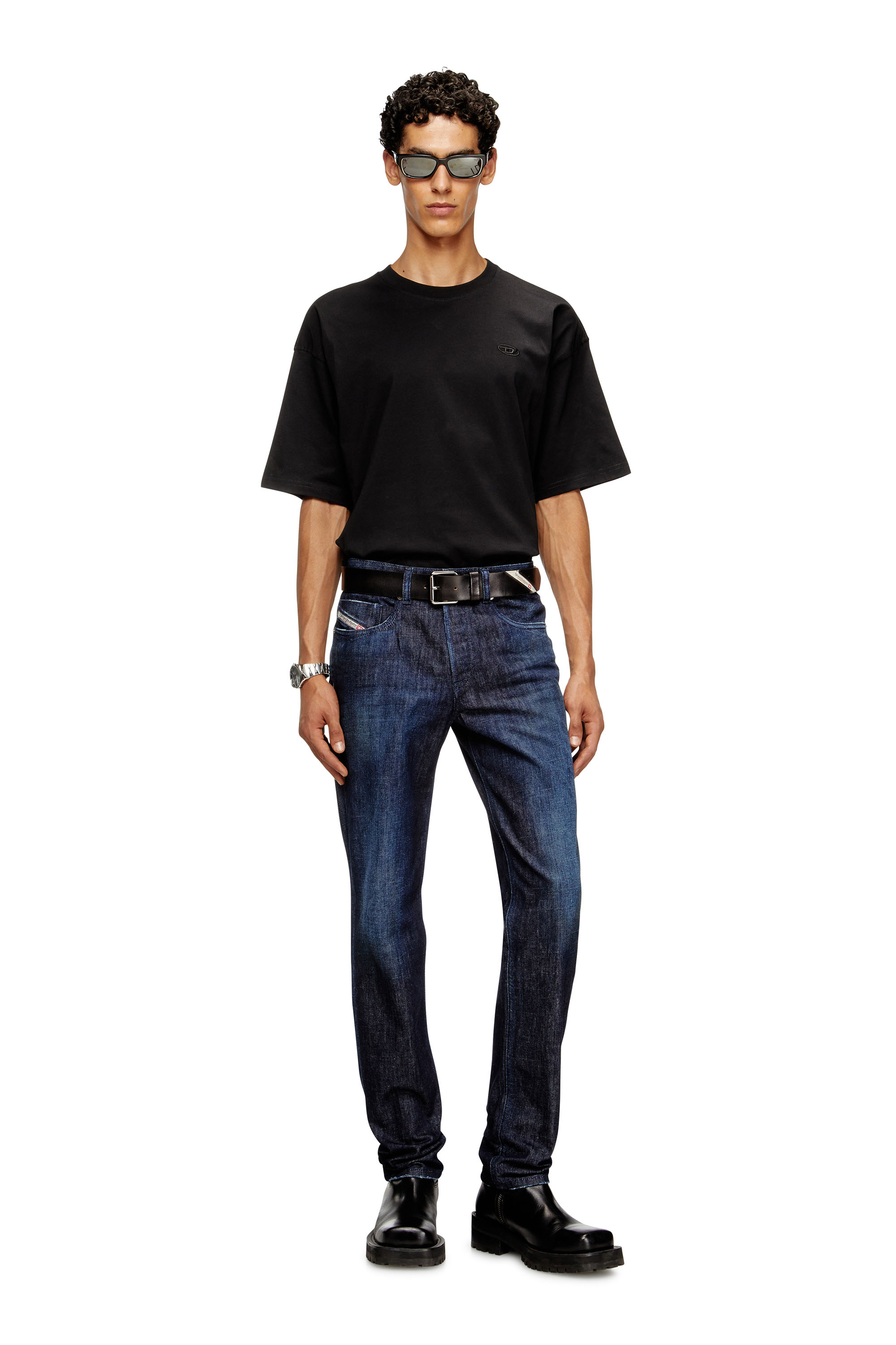 Diesel - Regular Jeans 2023 D-Finitive 09M19 Homme, Bleu Foncé - Image 2